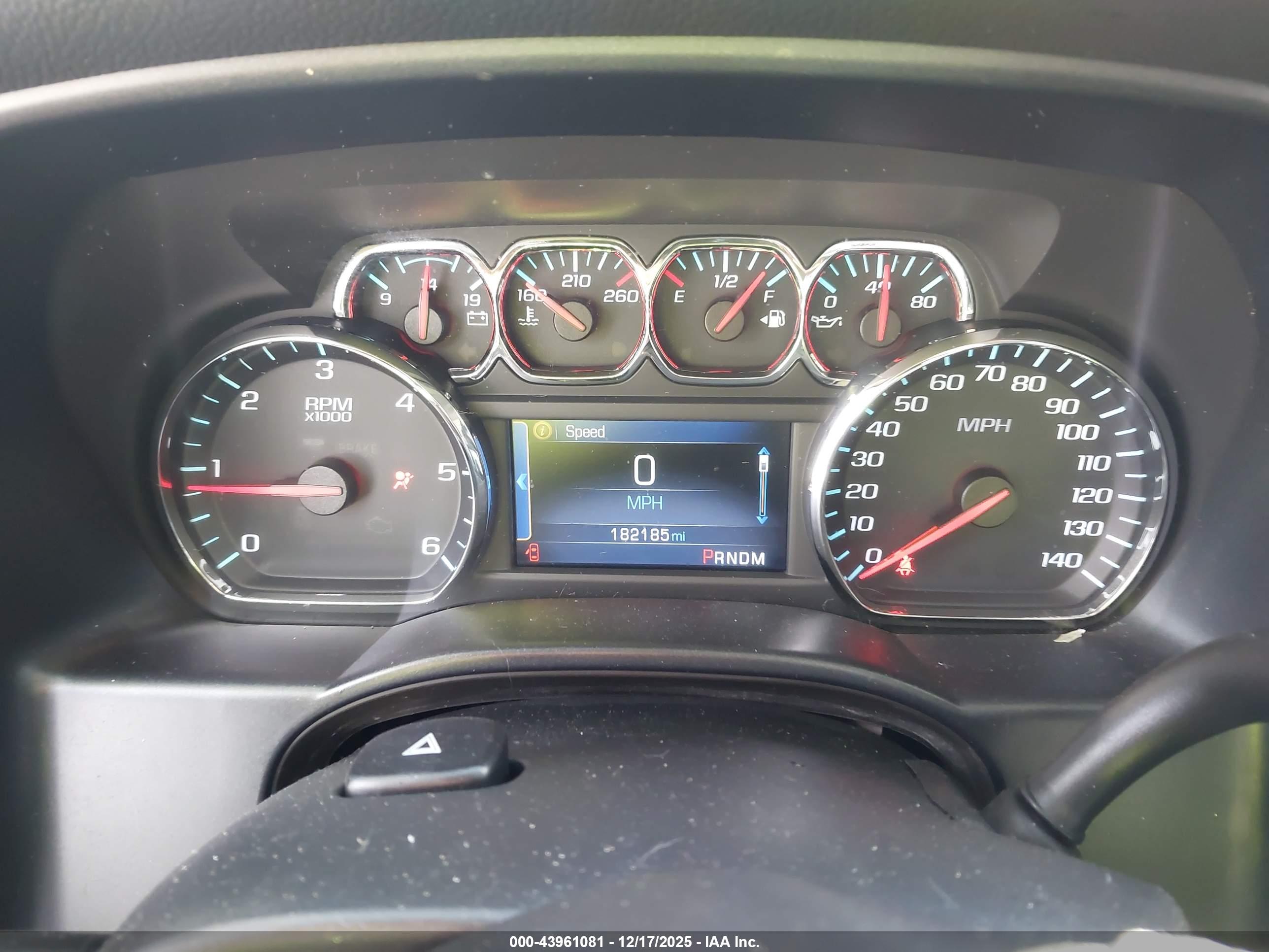 CHEVROLET SILVERADO image 7