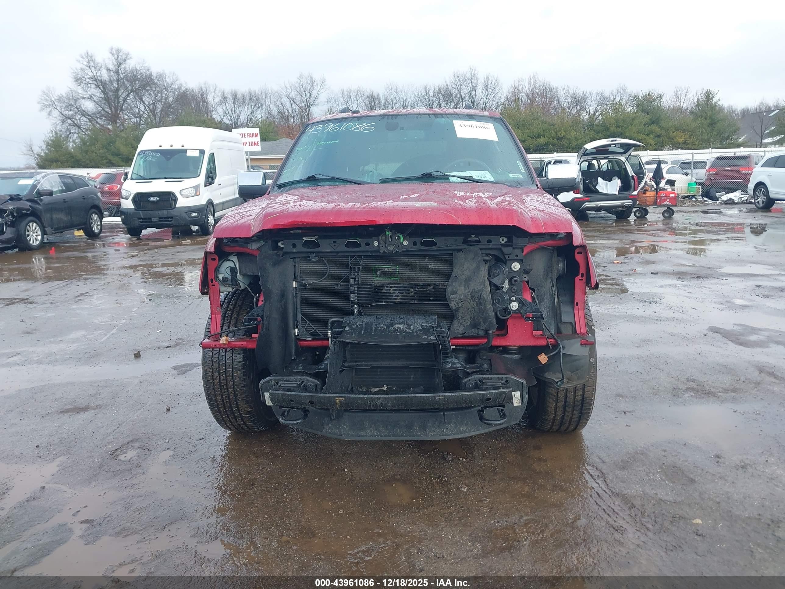 FORD EXPEDITION image 6