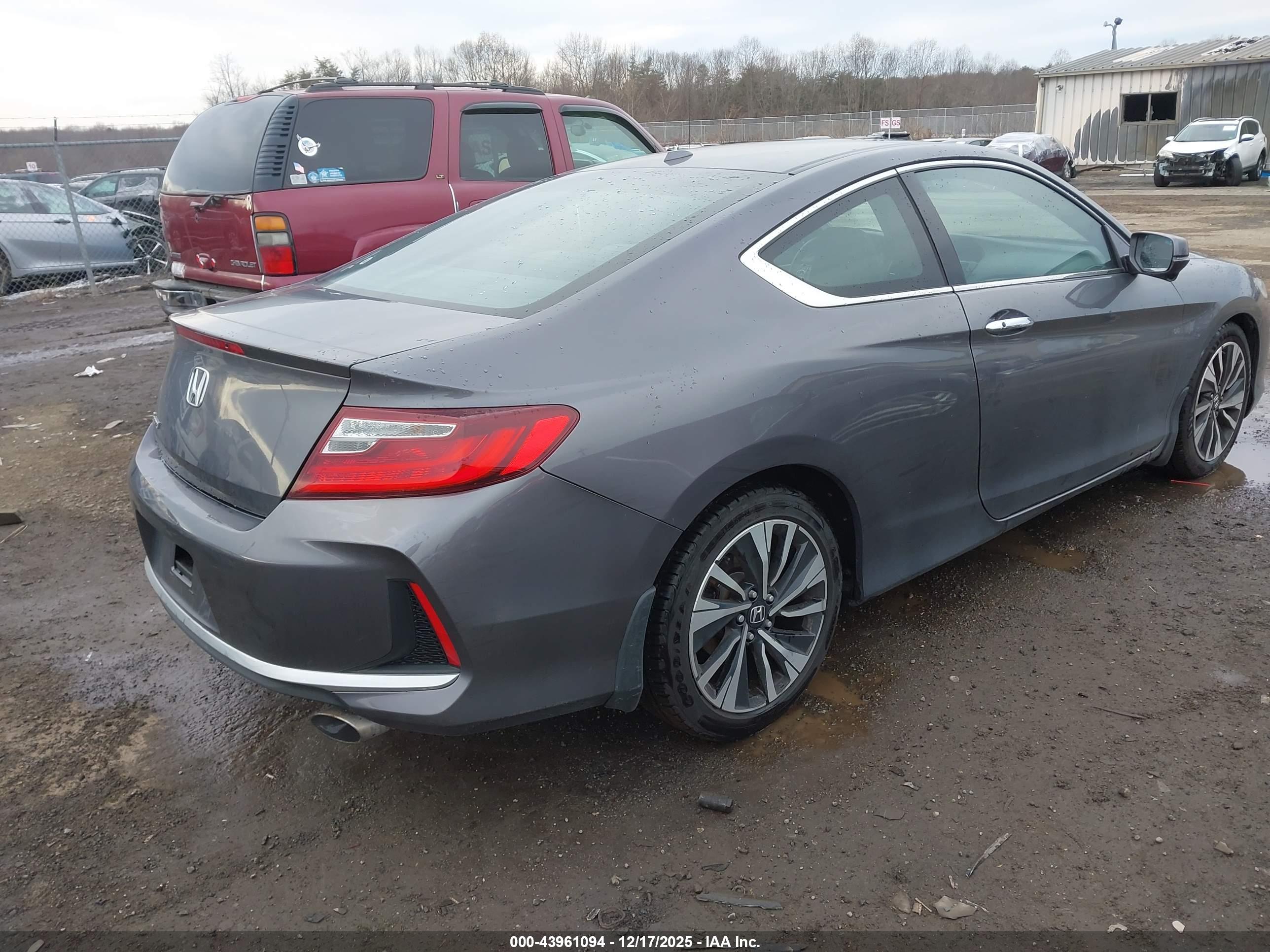 HONDA ACCORD image 4