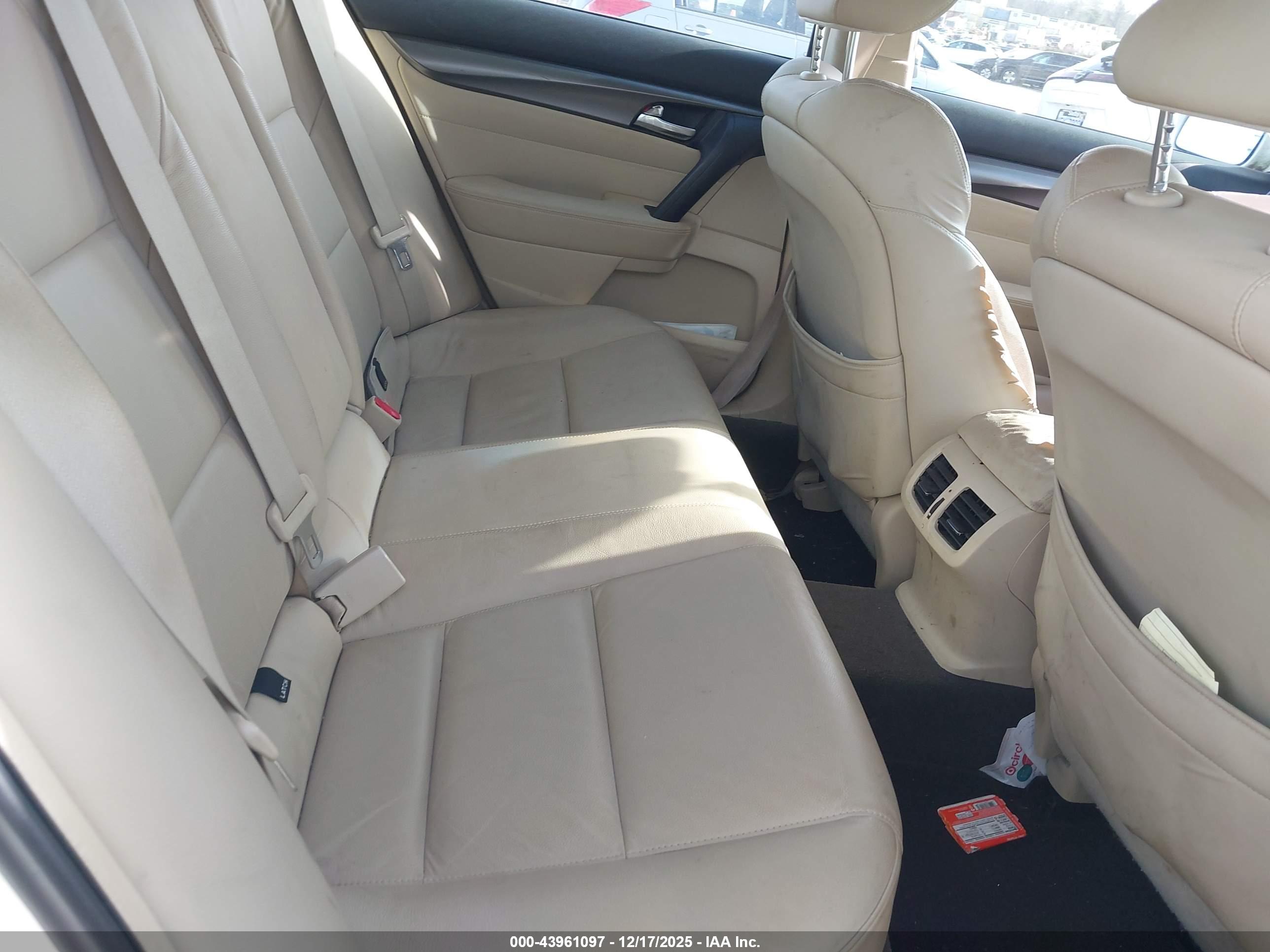 ACURA TL image 8