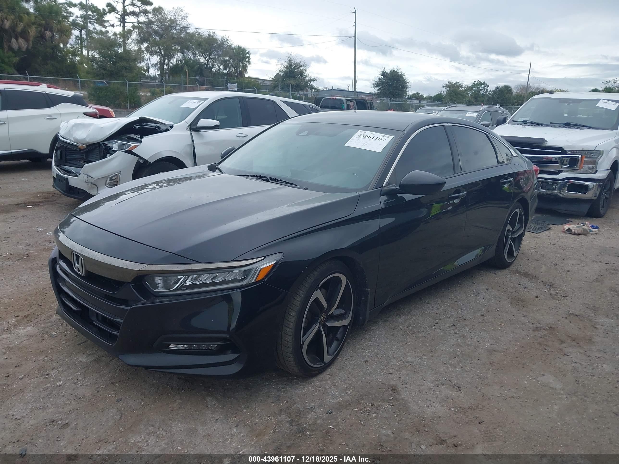 HONDA ACCORD image 2