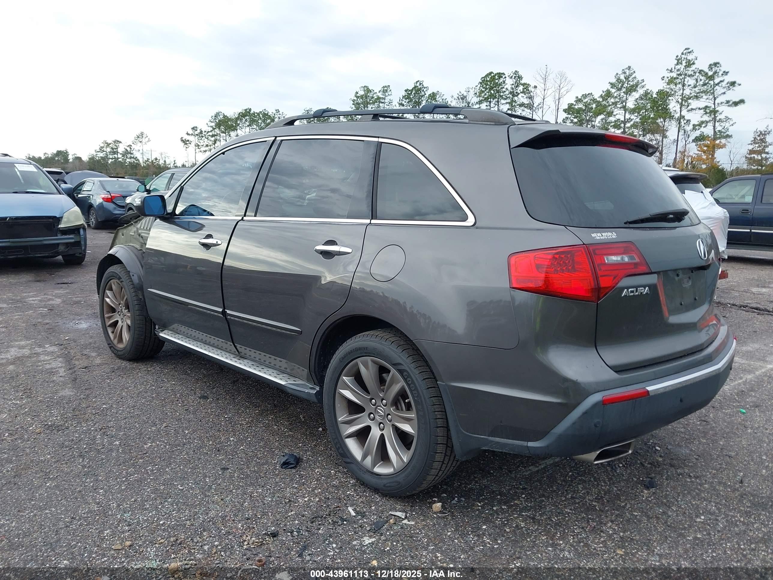 ACURA MDX image 3