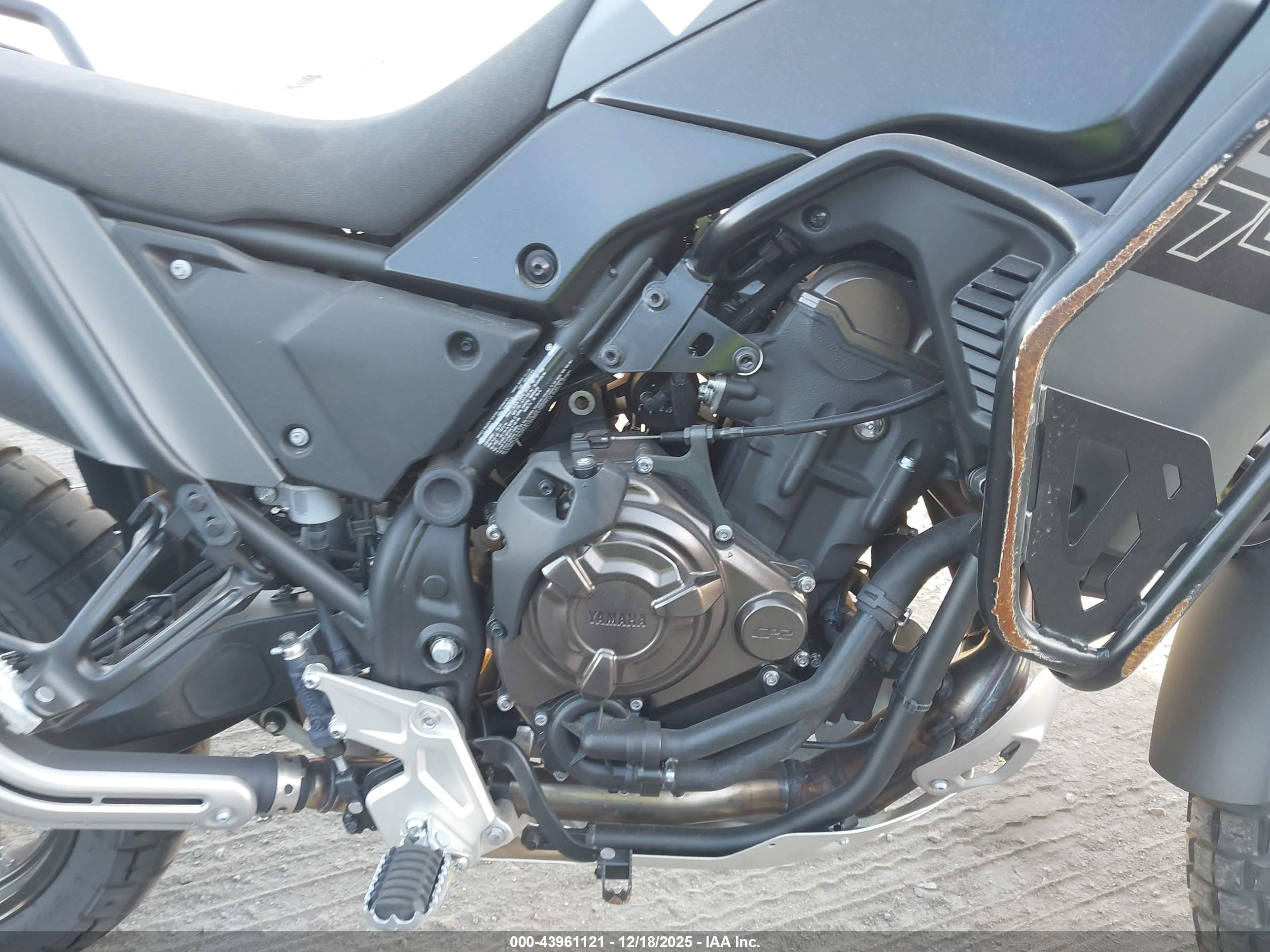 YAMAHA XTZ690 image 8