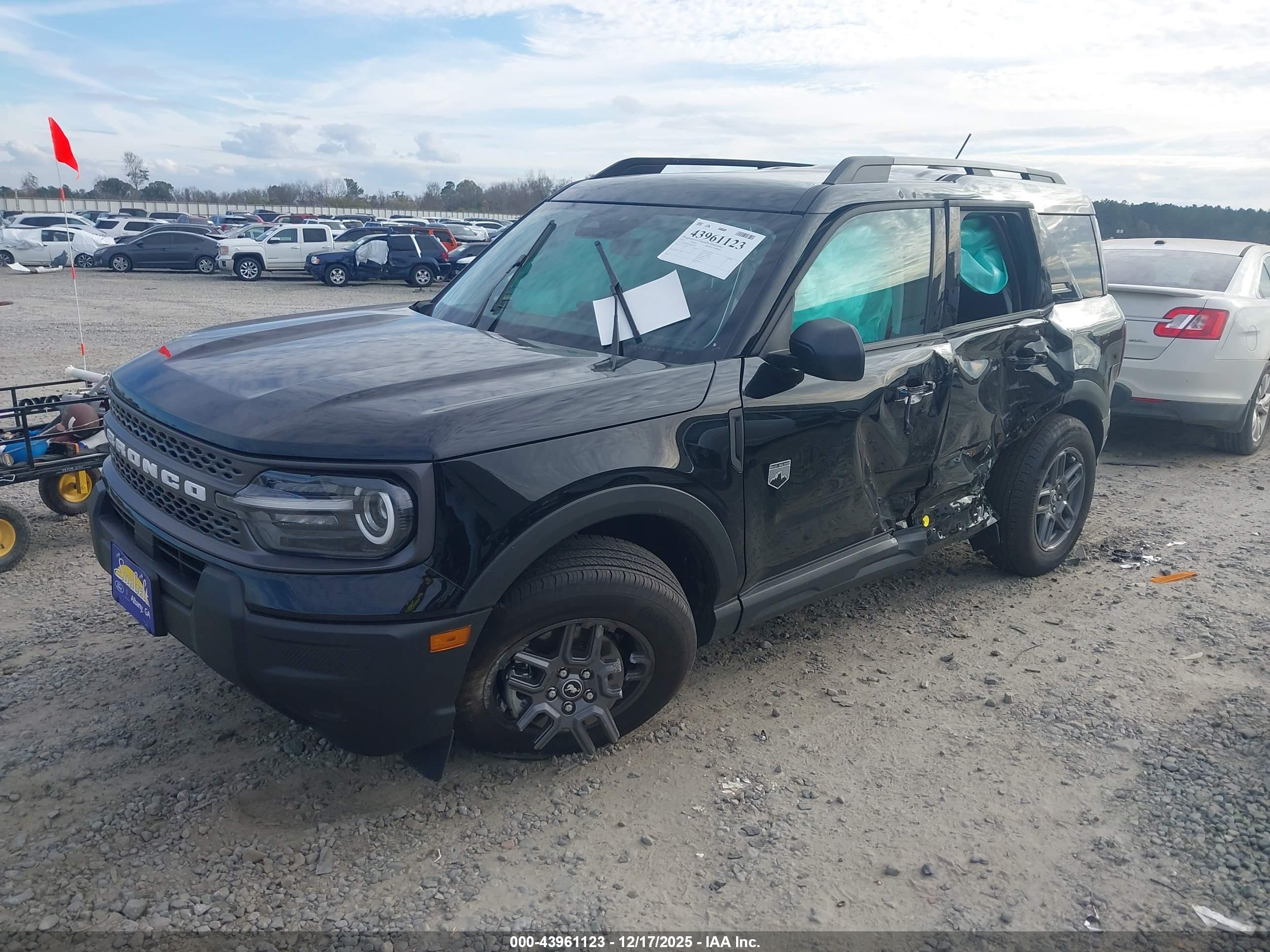 FORD BRONCO image 2