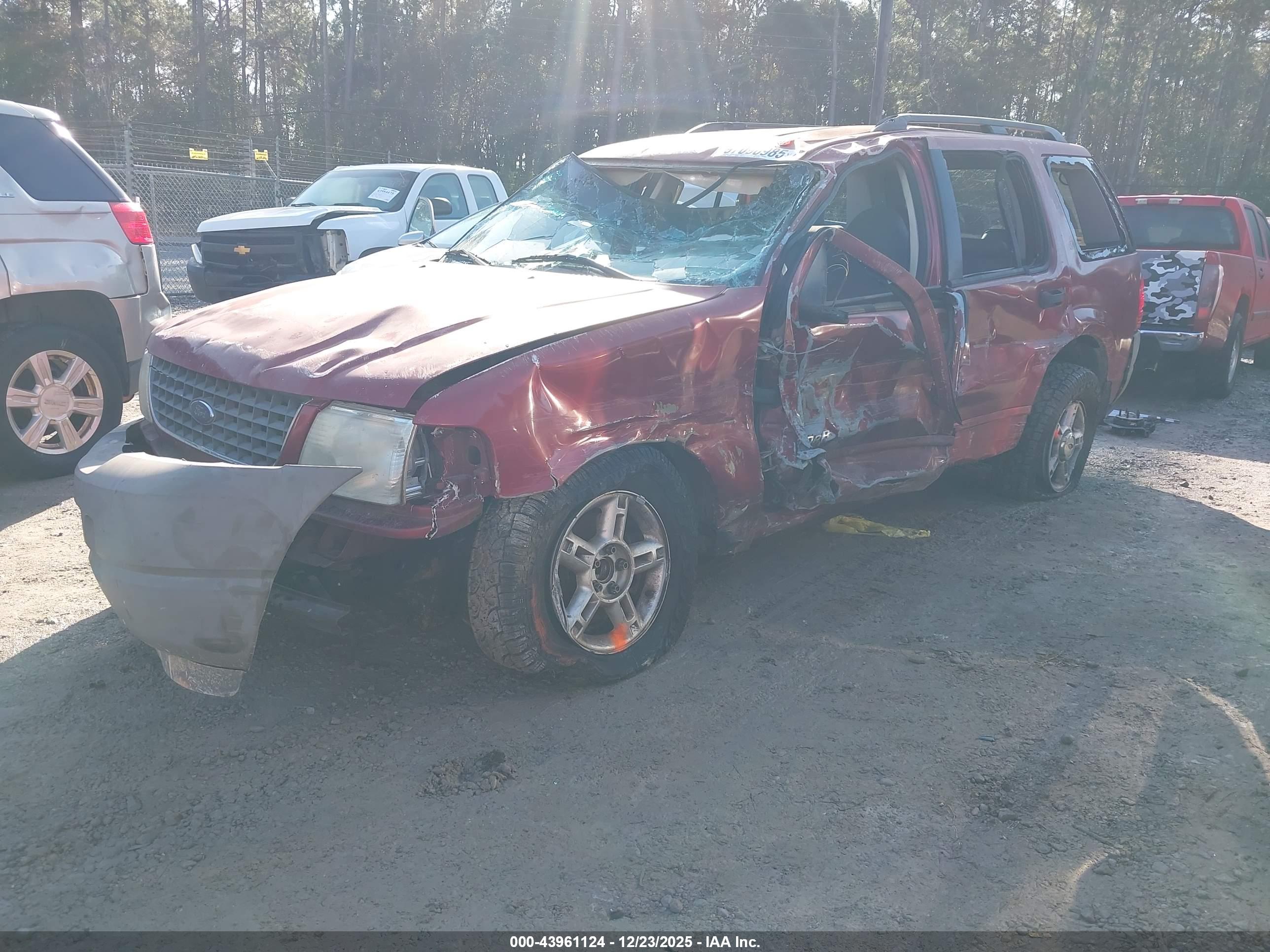 FORD EXPLORER image 2
