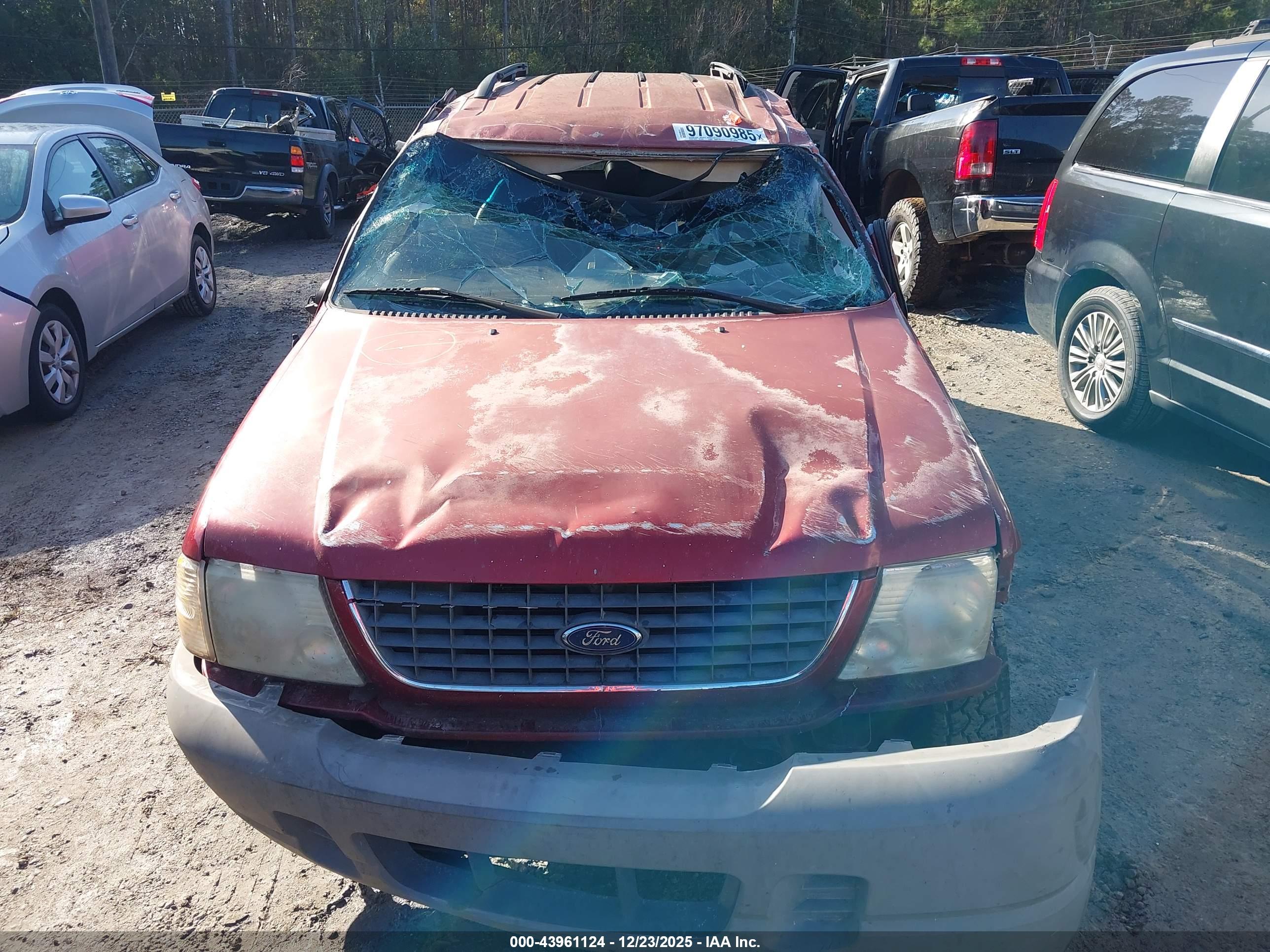 FORD EXPLORER image 6
