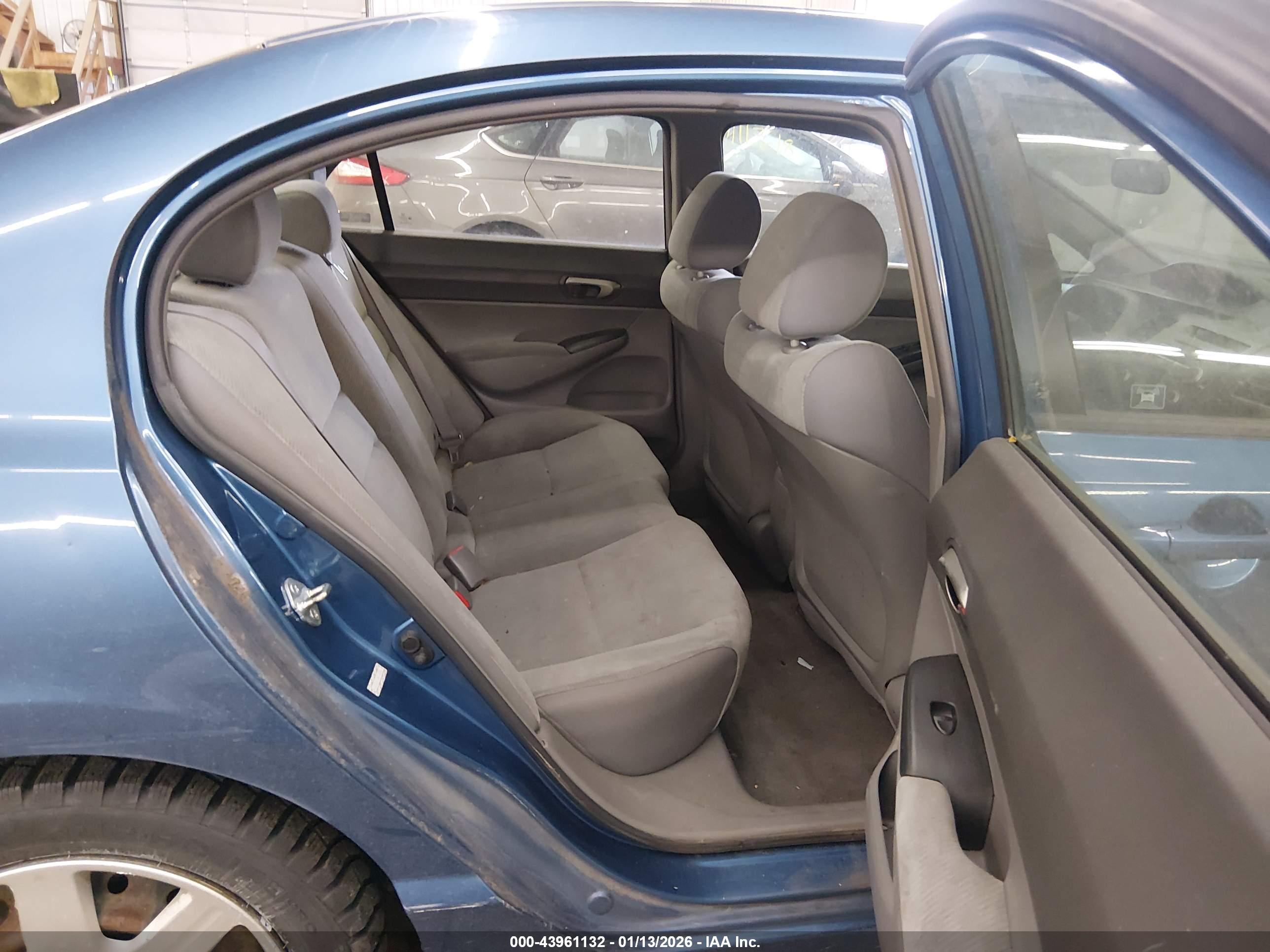 HONDA CIVIC image 8