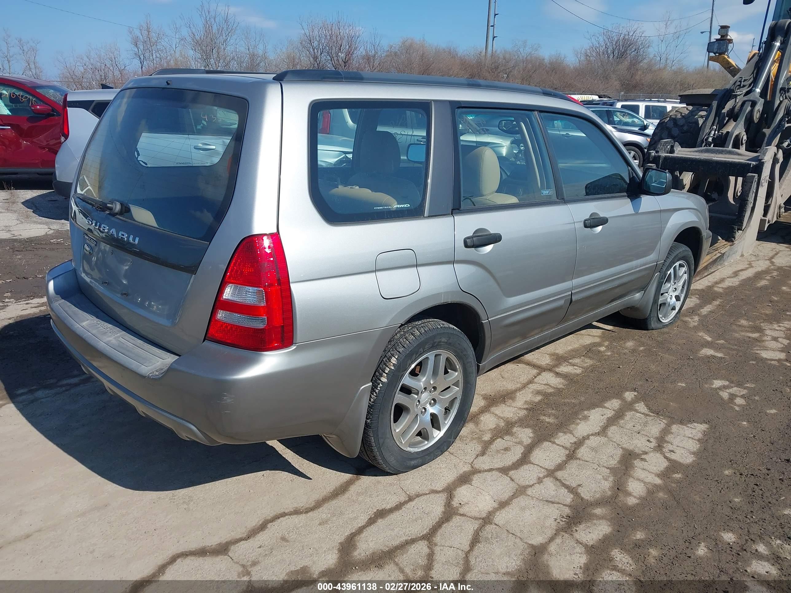 SUBARU FORESTER image 4