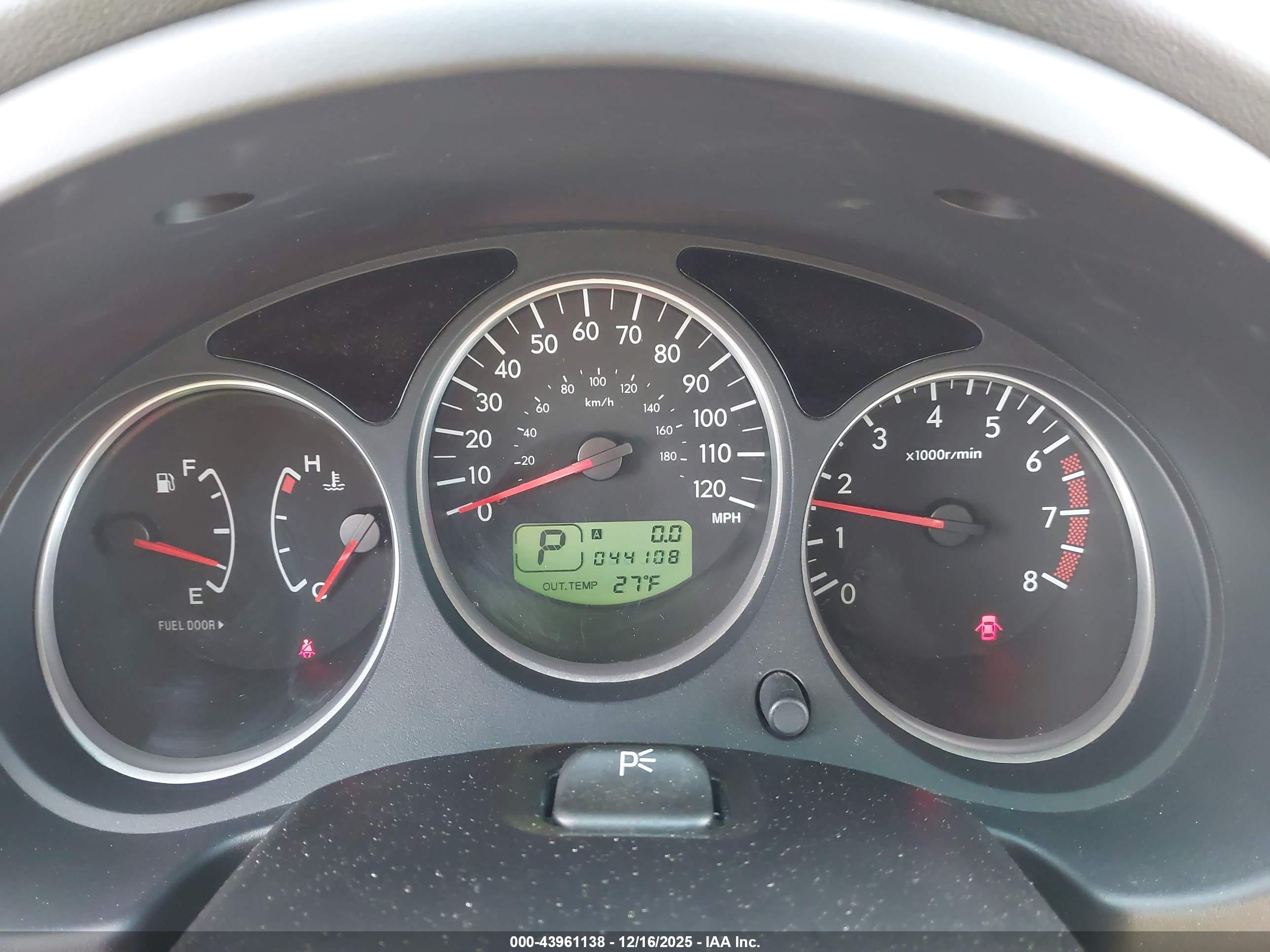 SUBARU FORESTER image 7