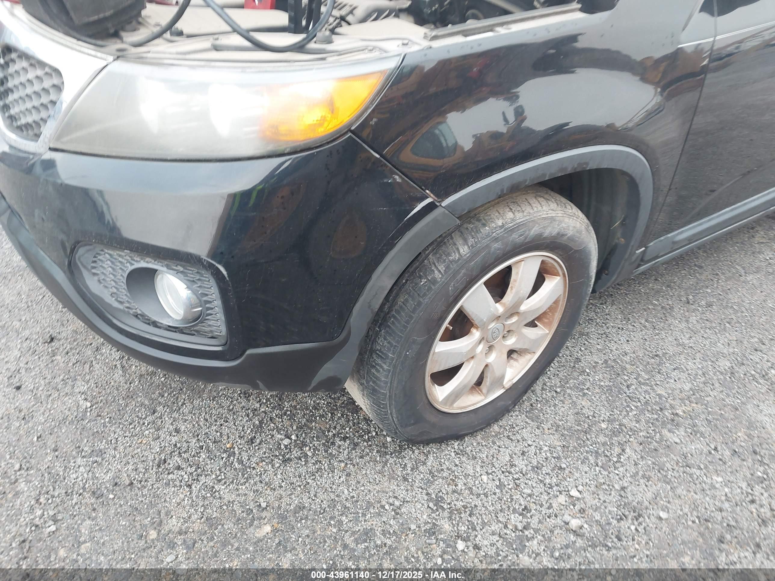 KIA SORENTO image 6
