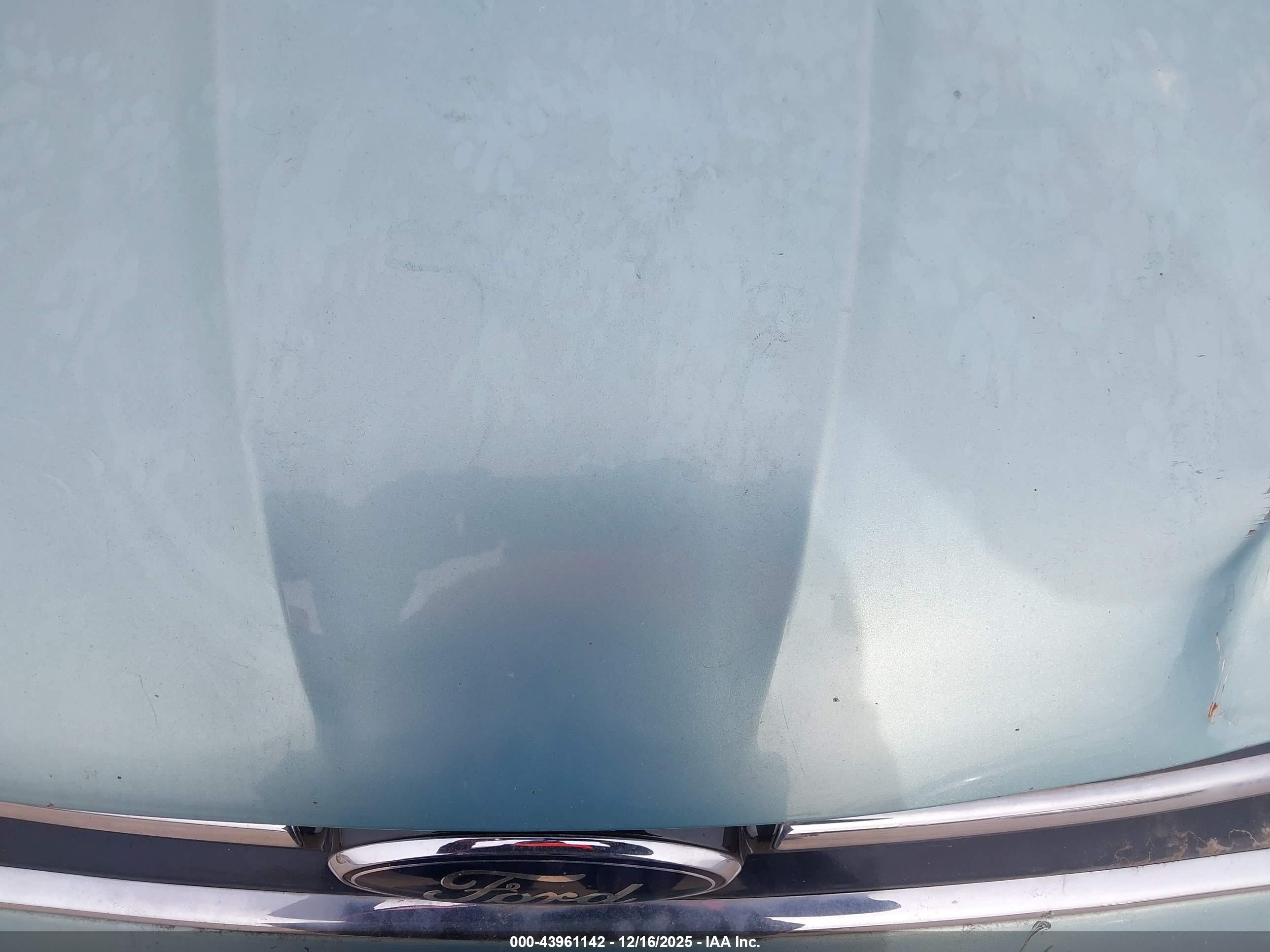 FORD ESCAPE image 10