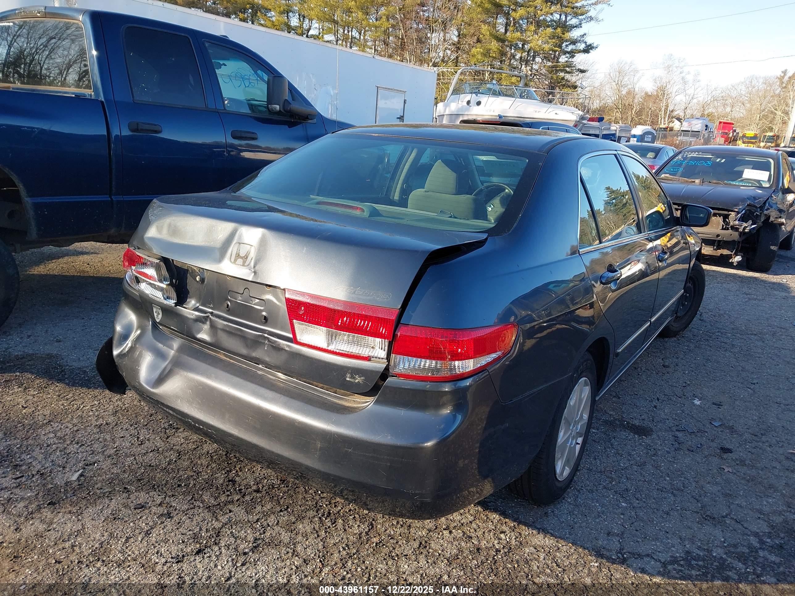 HONDA ACCORD image 4