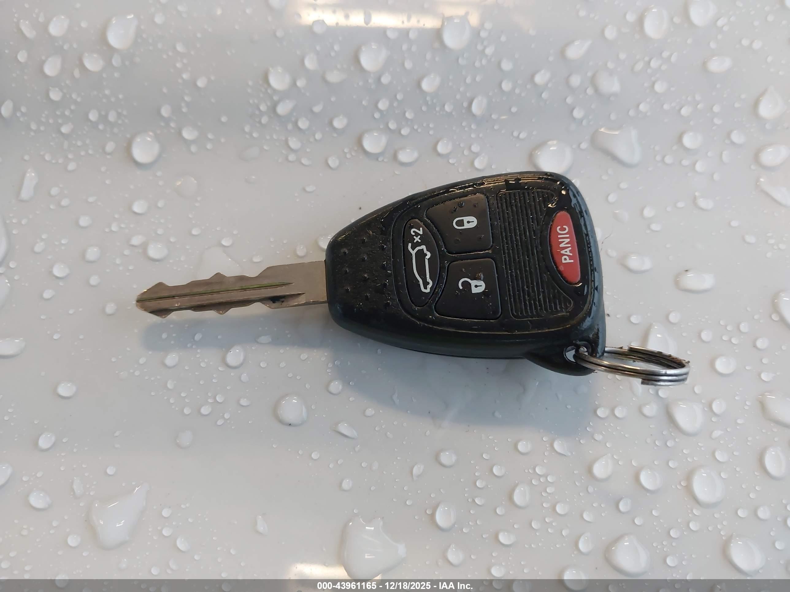 DODGE AVENGER image 11