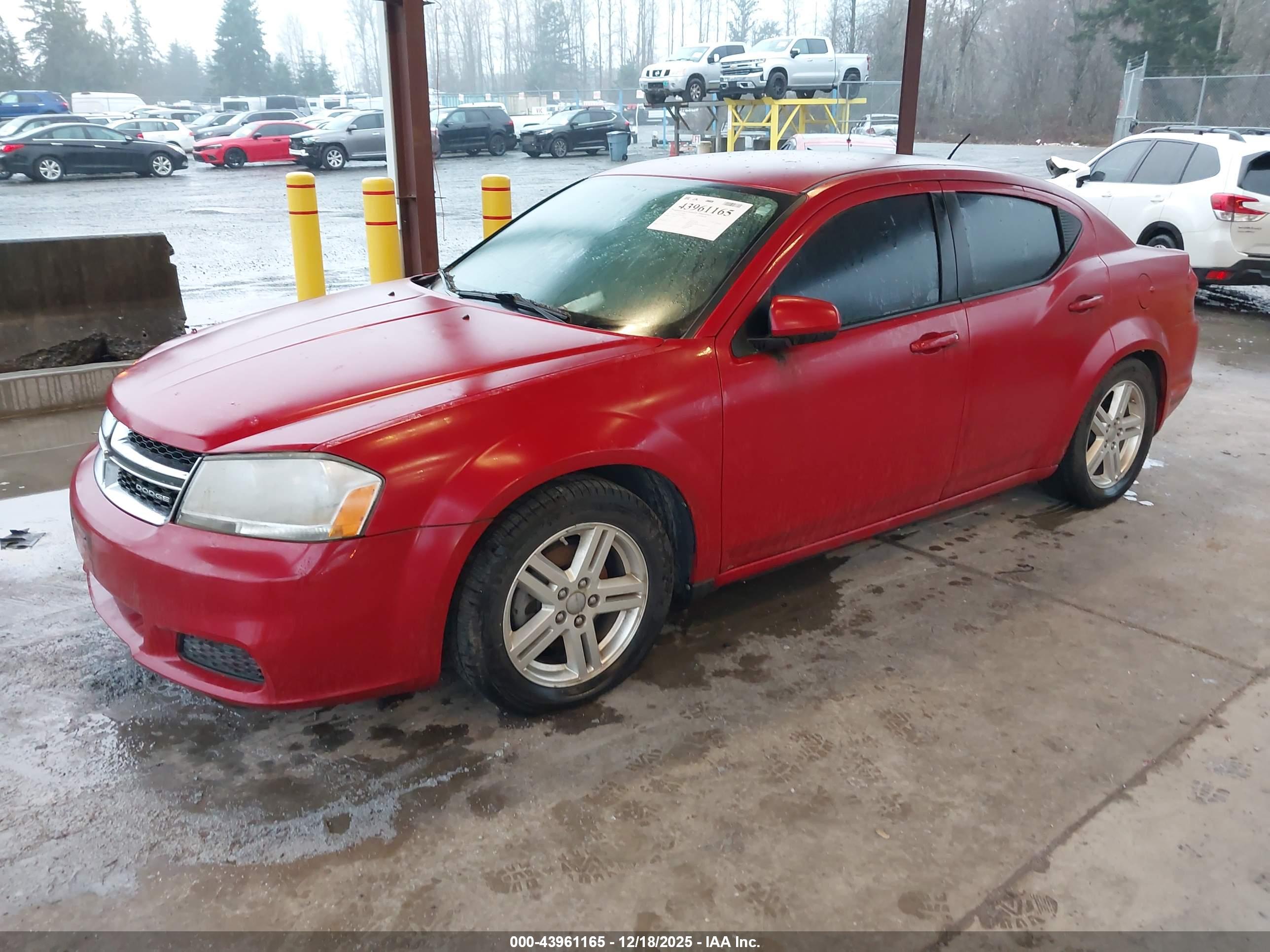 DODGE AVENGER image 2