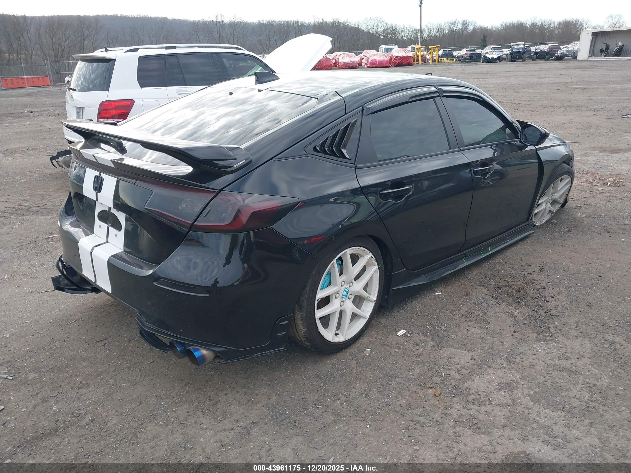 HONDA CIVIC image 4