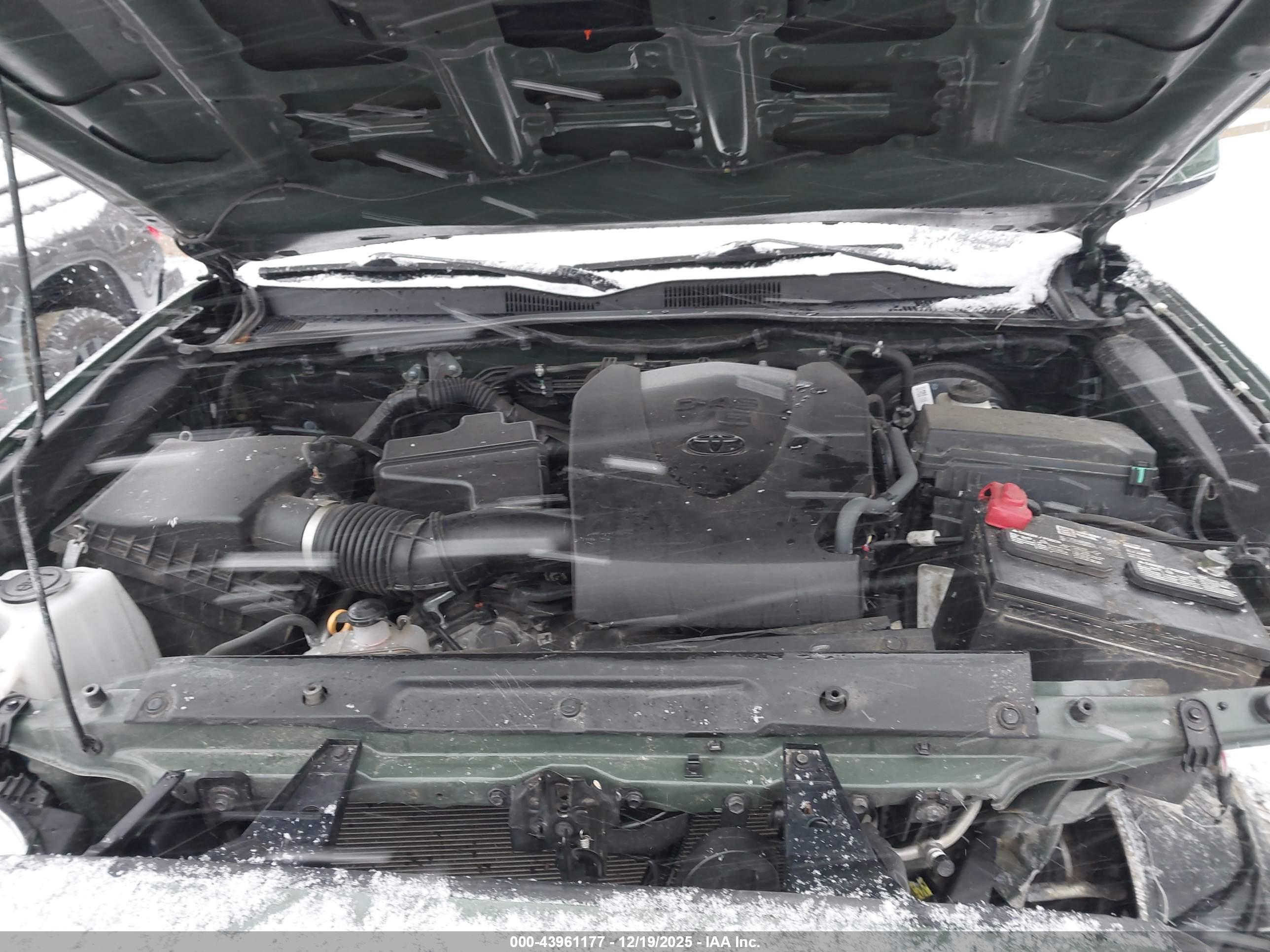 TOYOTA TACOMA image 10