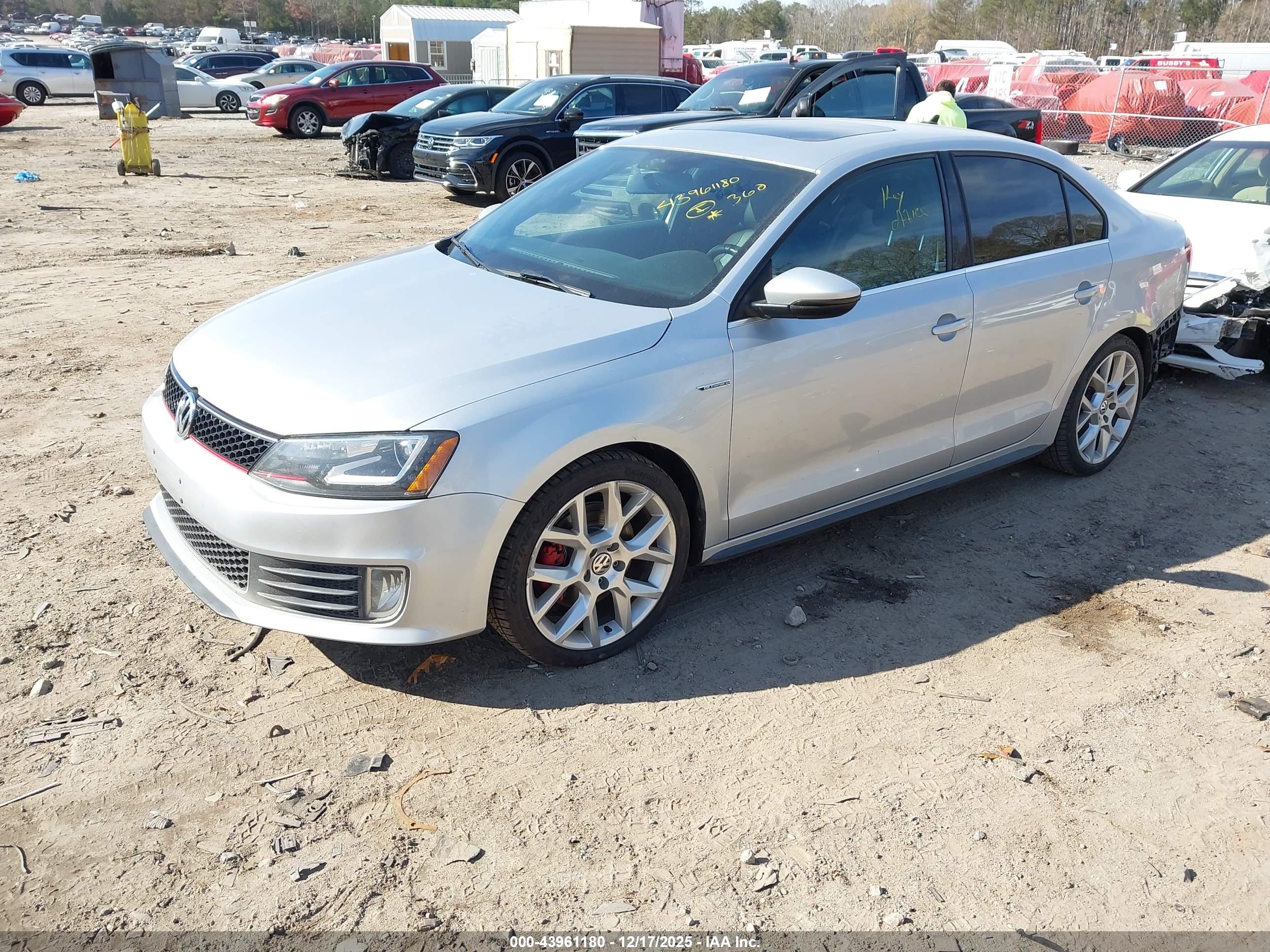 VOLKSWAGEN JETTA image 2