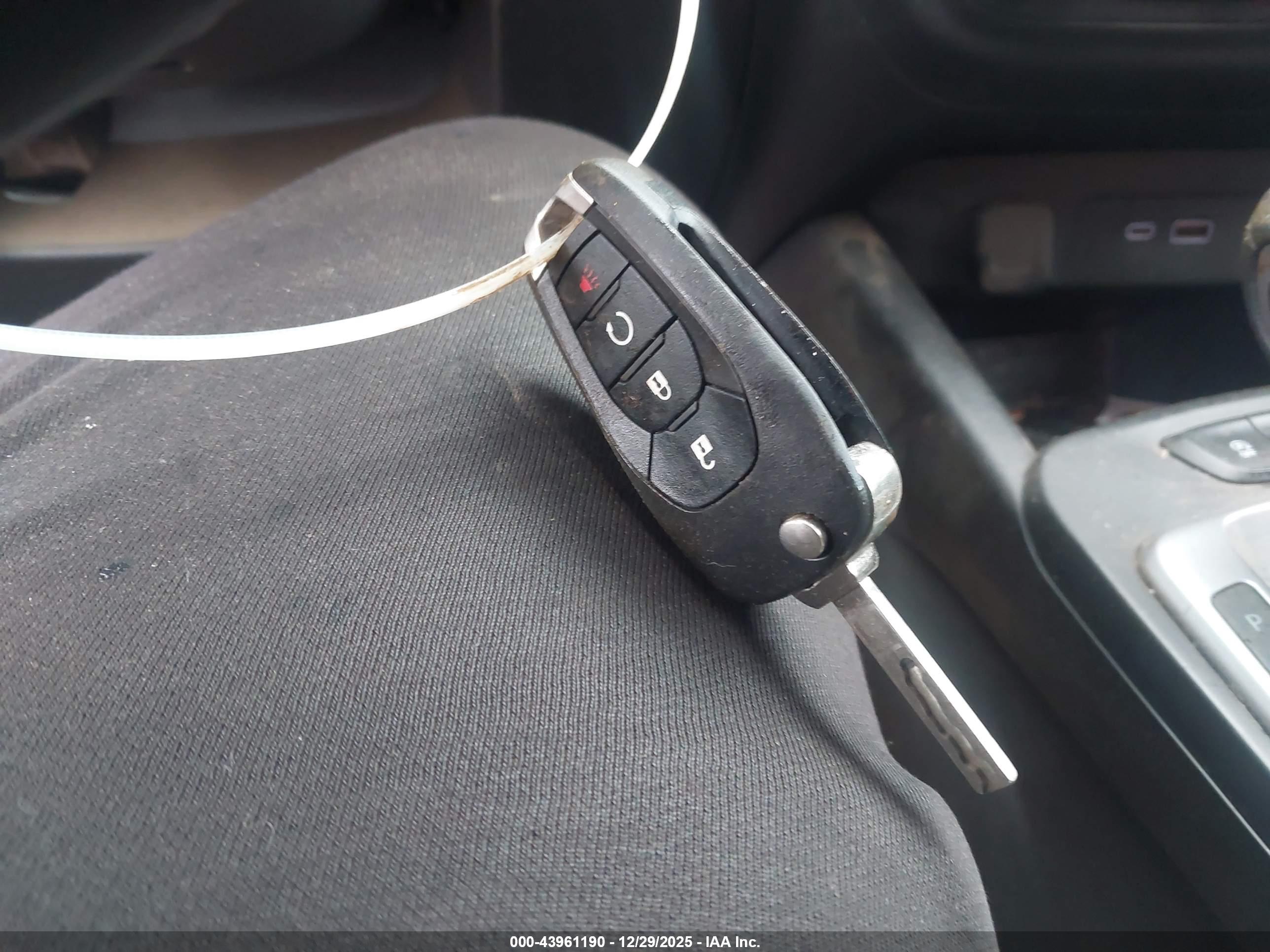 CHEVROLET TRAX image 11