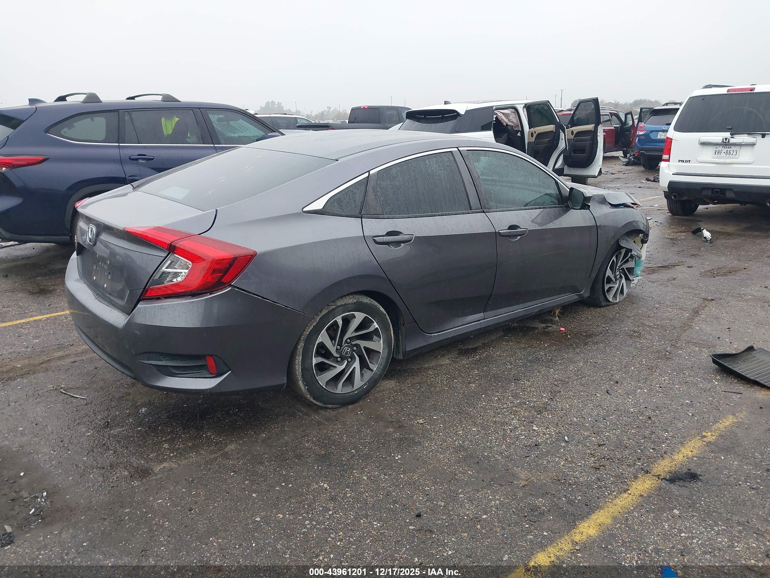 HONDA CIVIC image 4