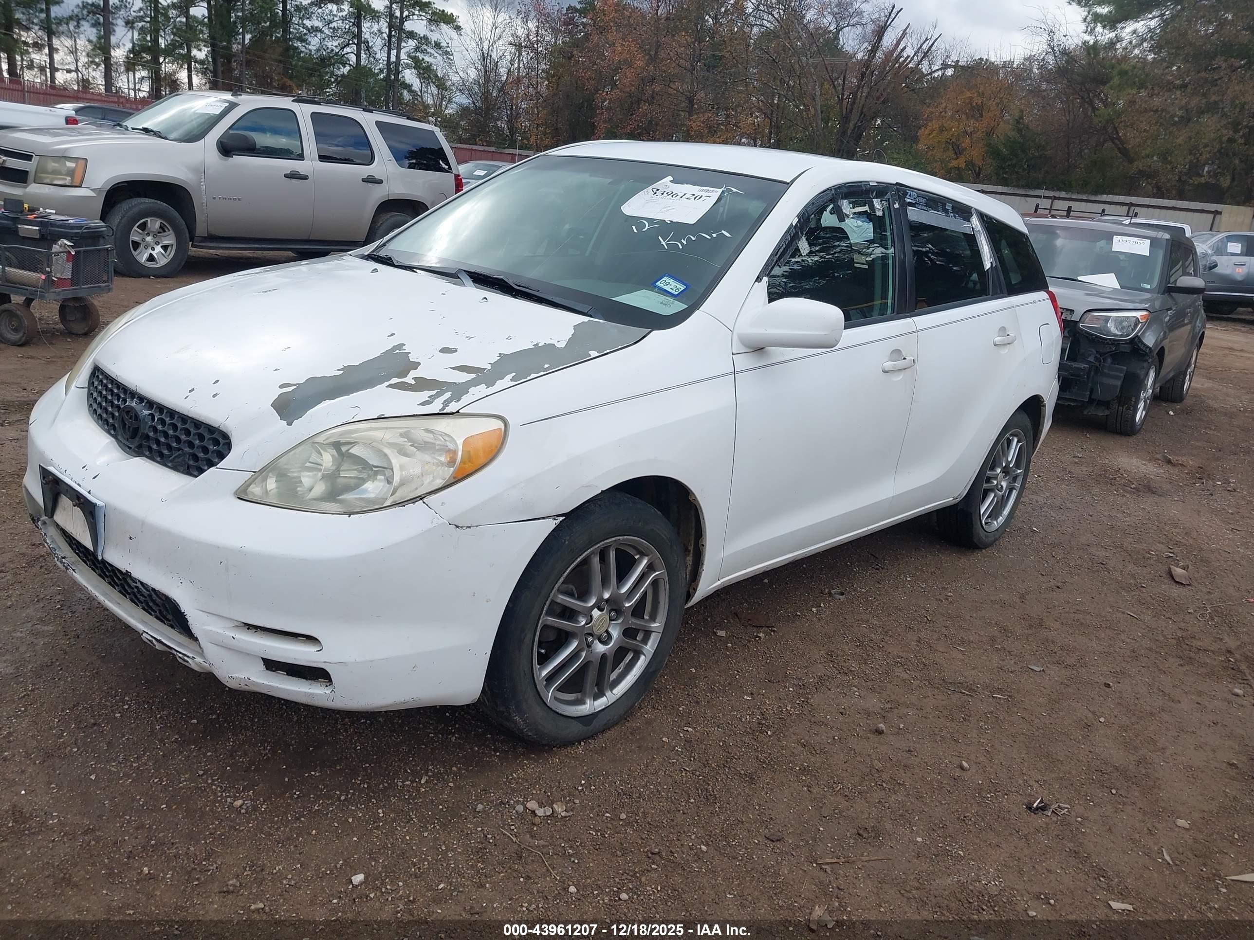 TOYOTA MATRIX image 2