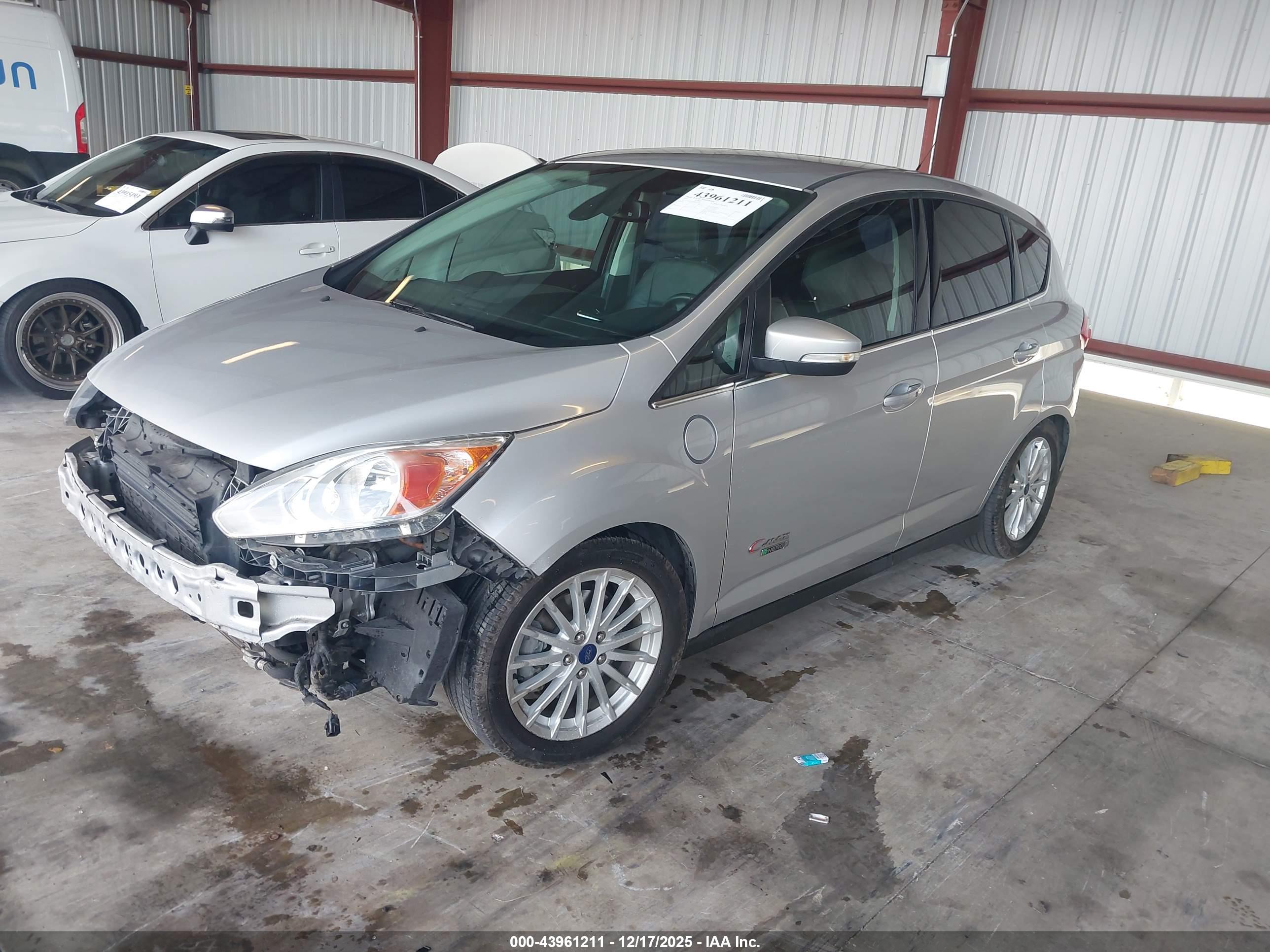 FORD C-MAX image 2