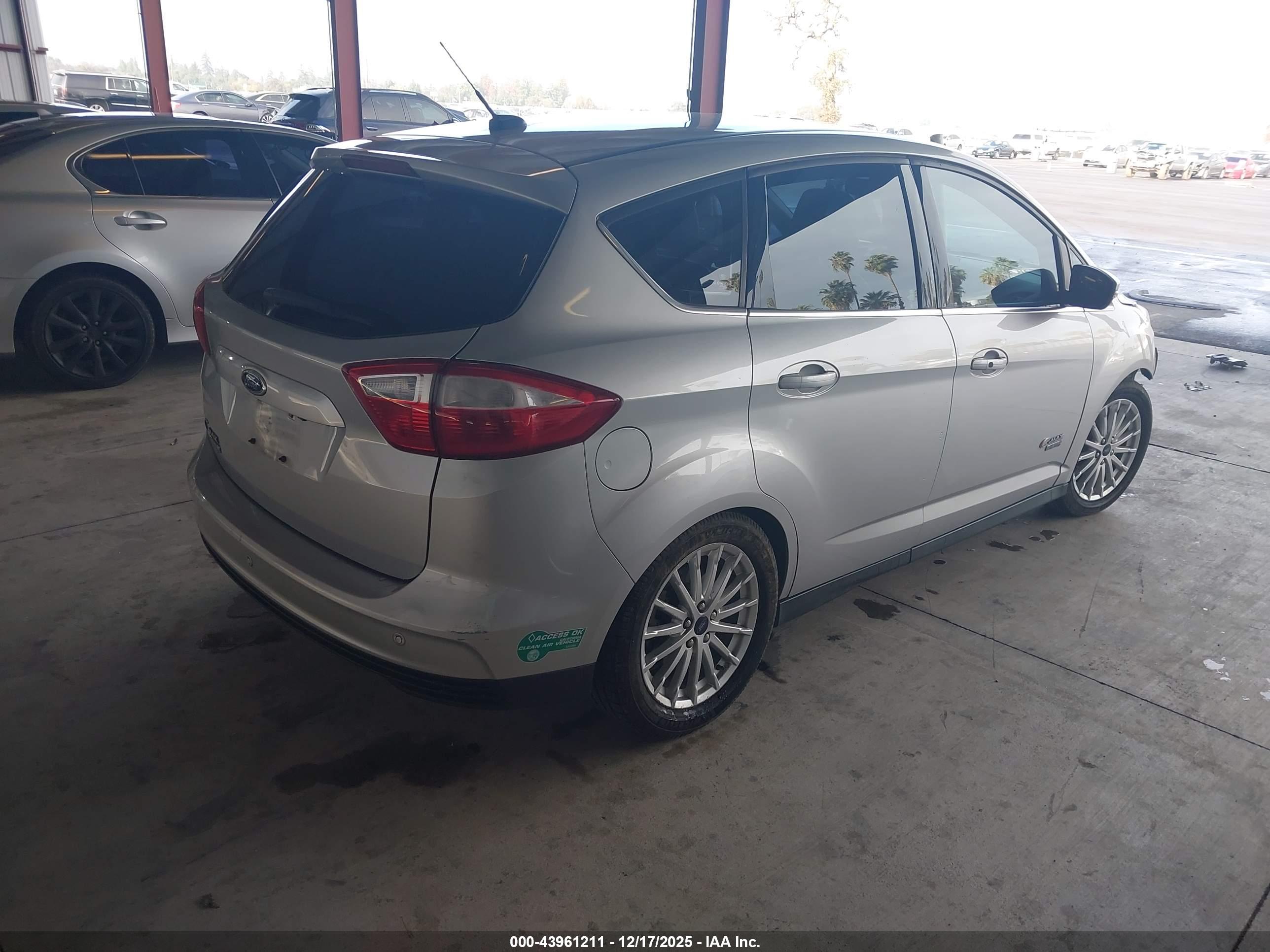 FORD C-MAX image 4