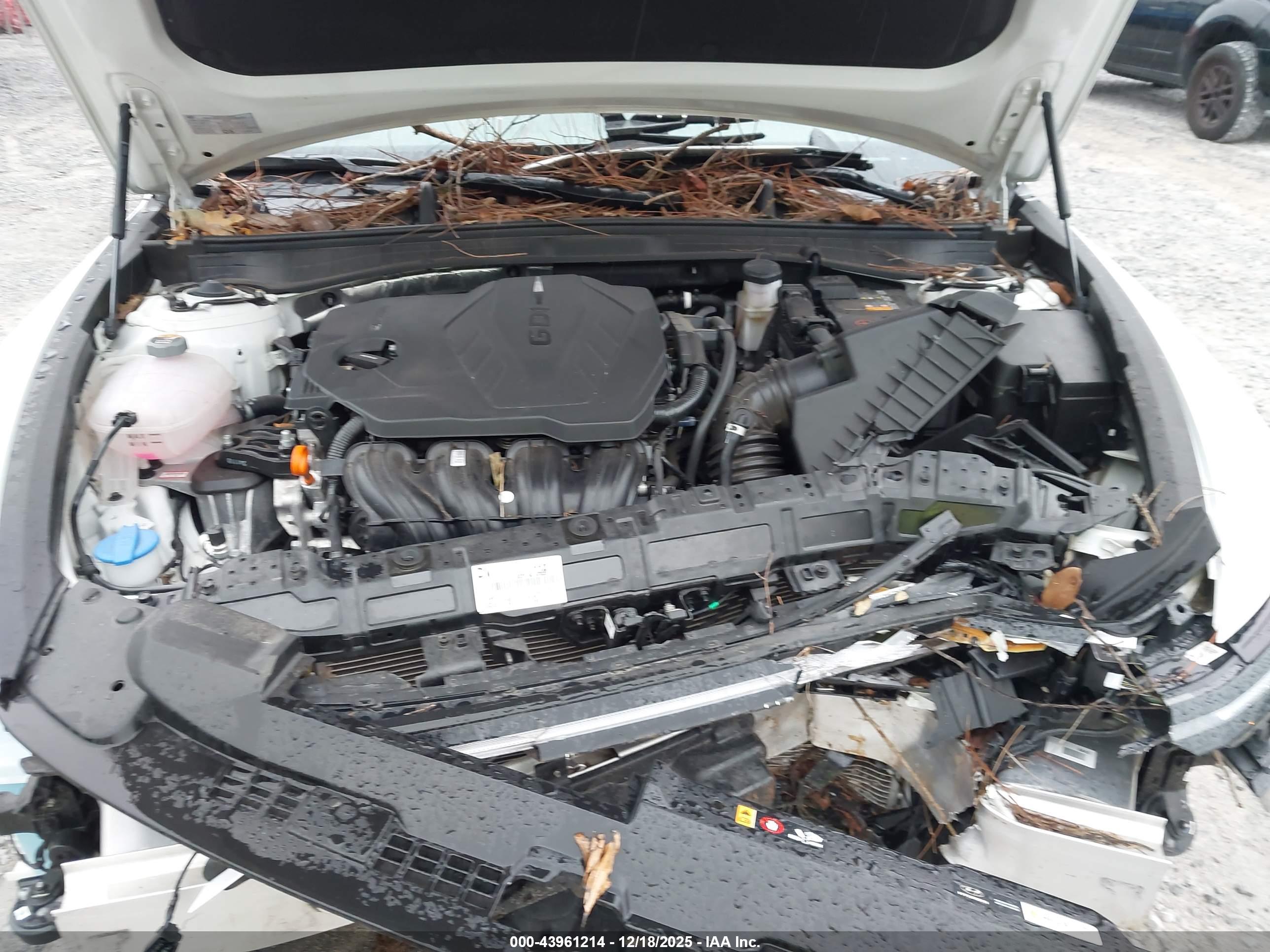 HYUNDAI SONATA image 10
