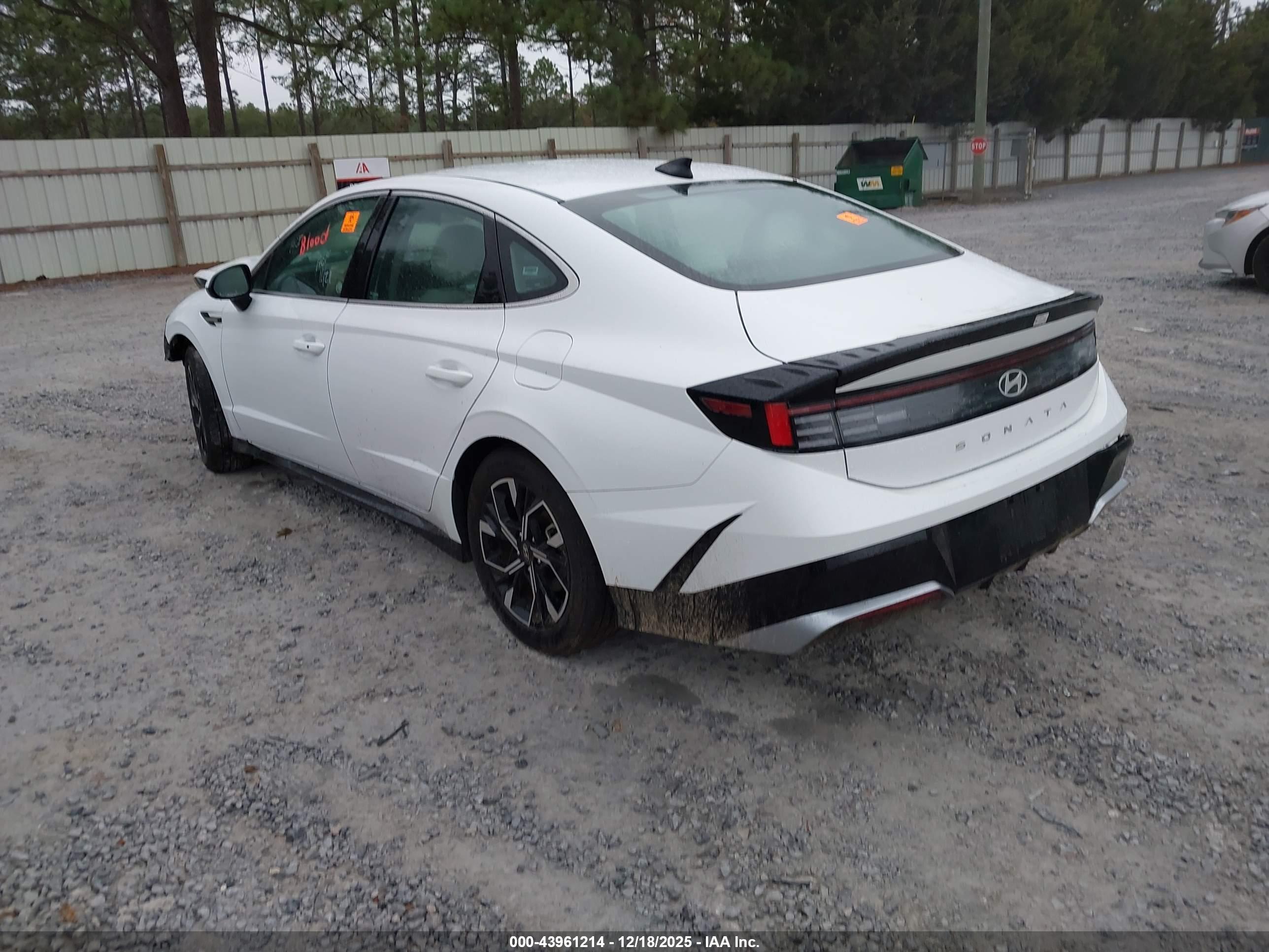 HYUNDAI SONATA image 3