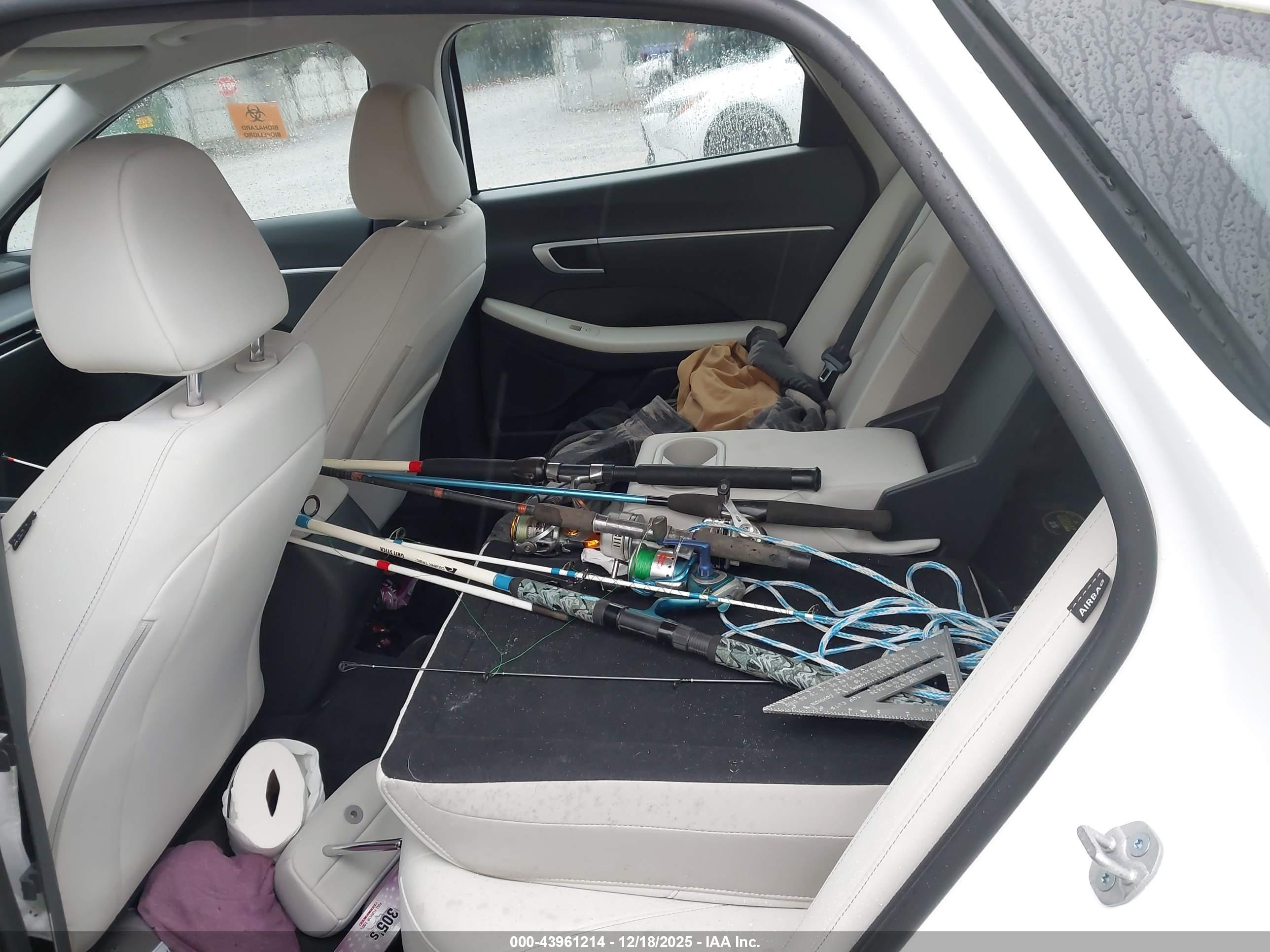 HYUNDAI SONATA image 8