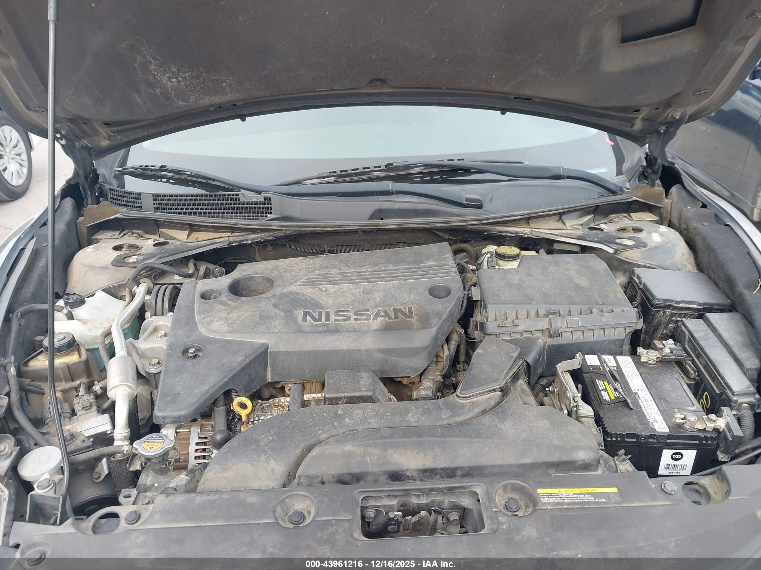 NISSAN ALTIMA image 10