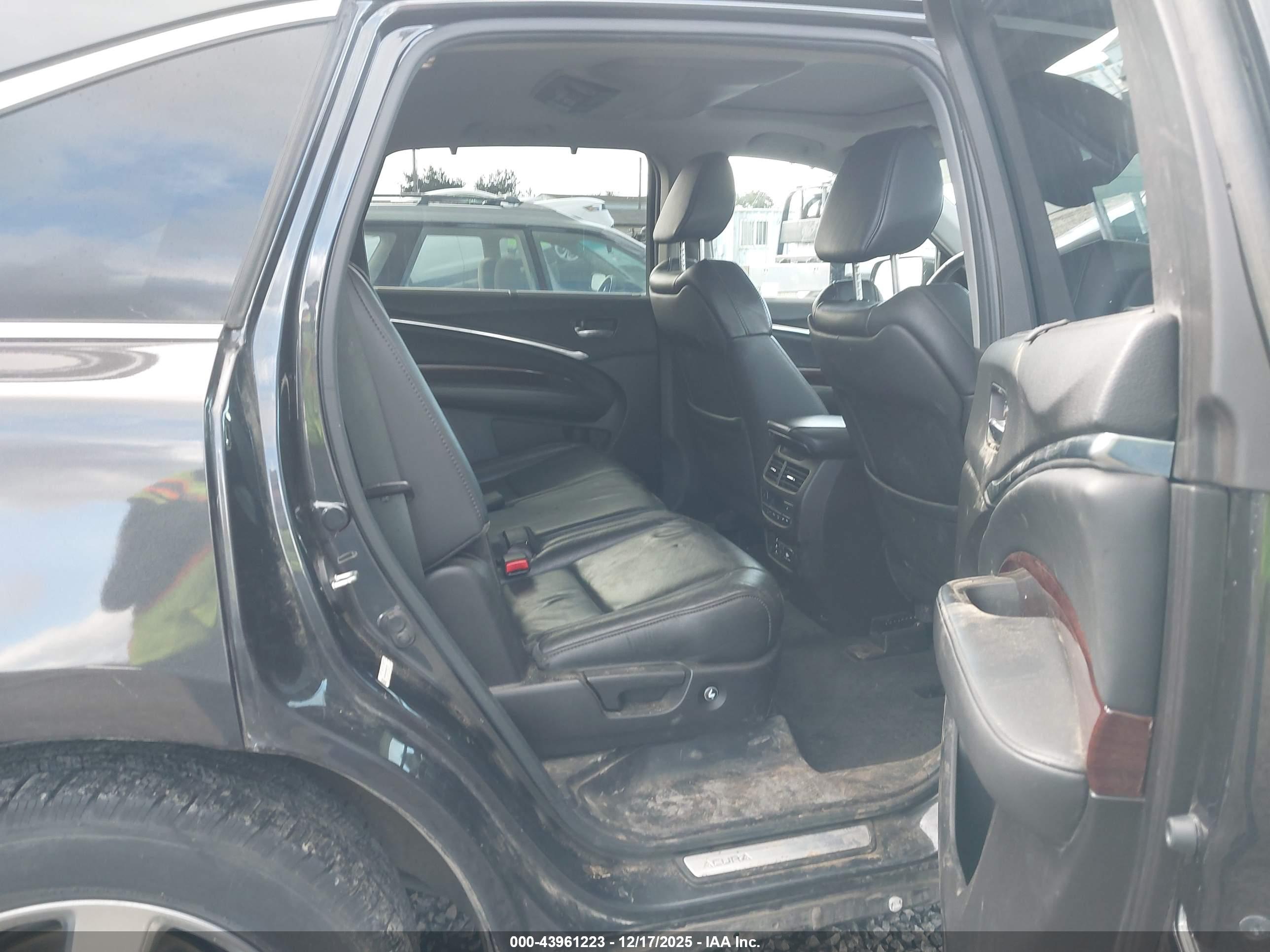 ACURA MDX image 8