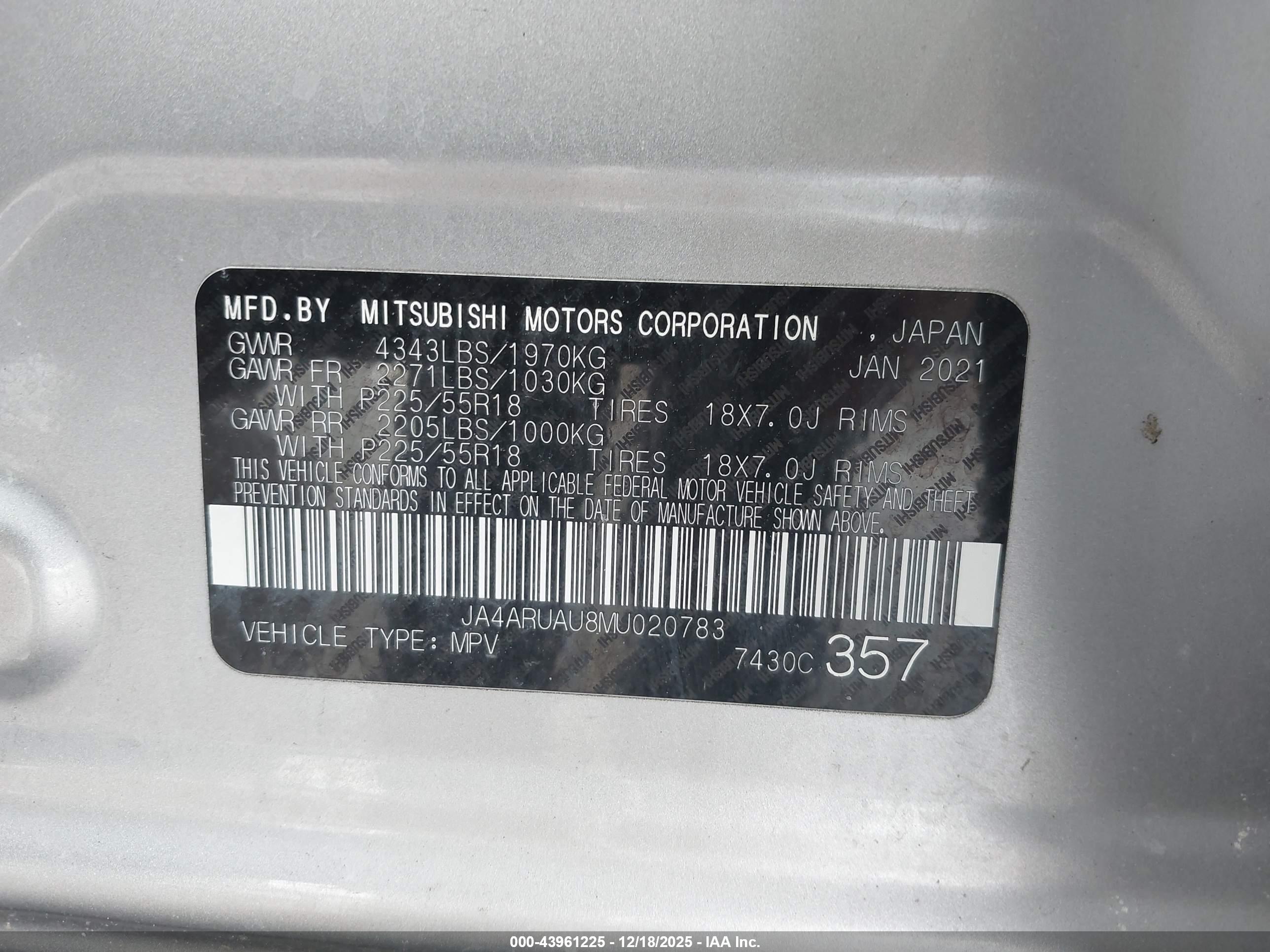 MITSUBISHI OUTLANDER image 9