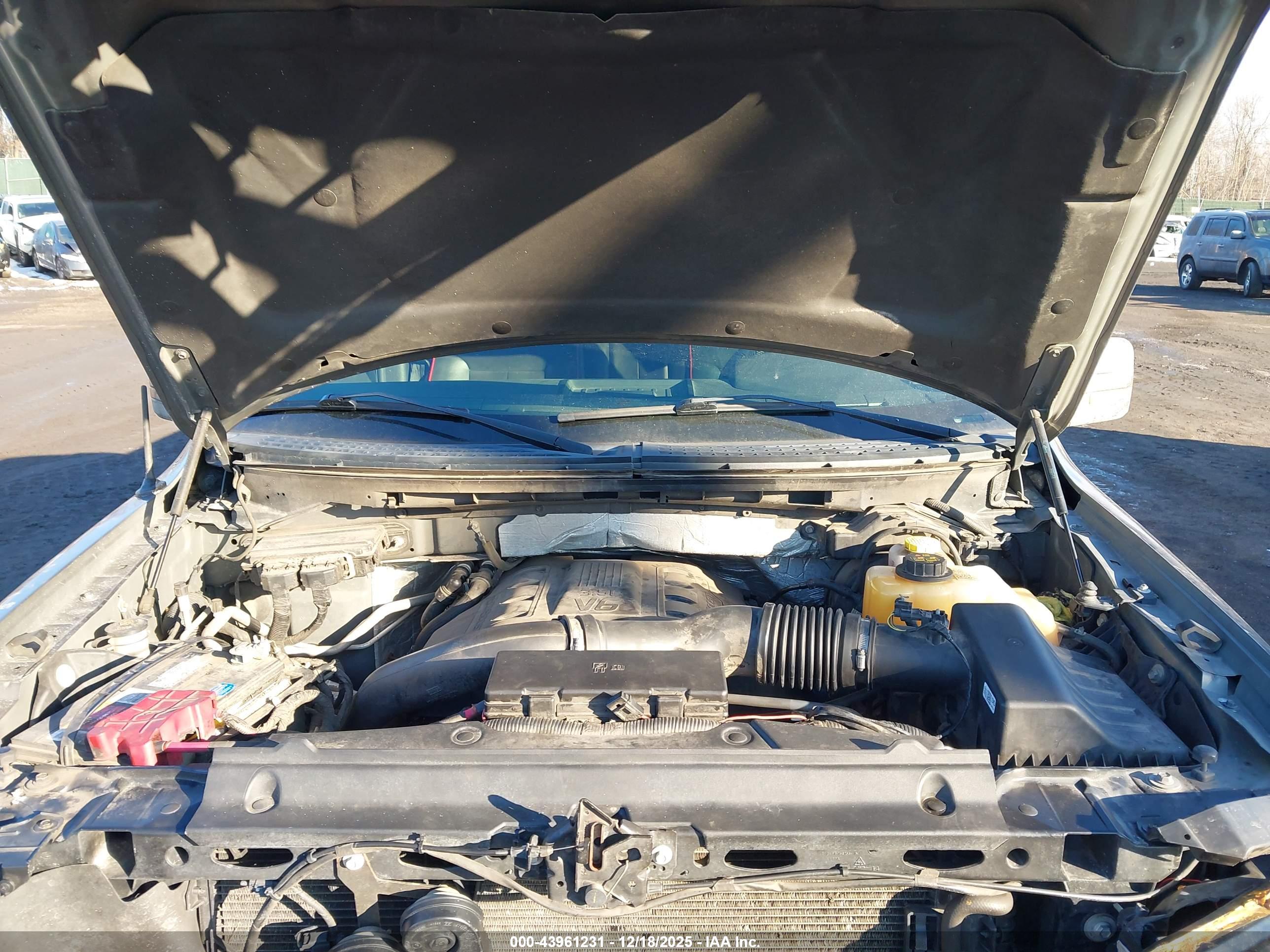 FORD F-150 image 10