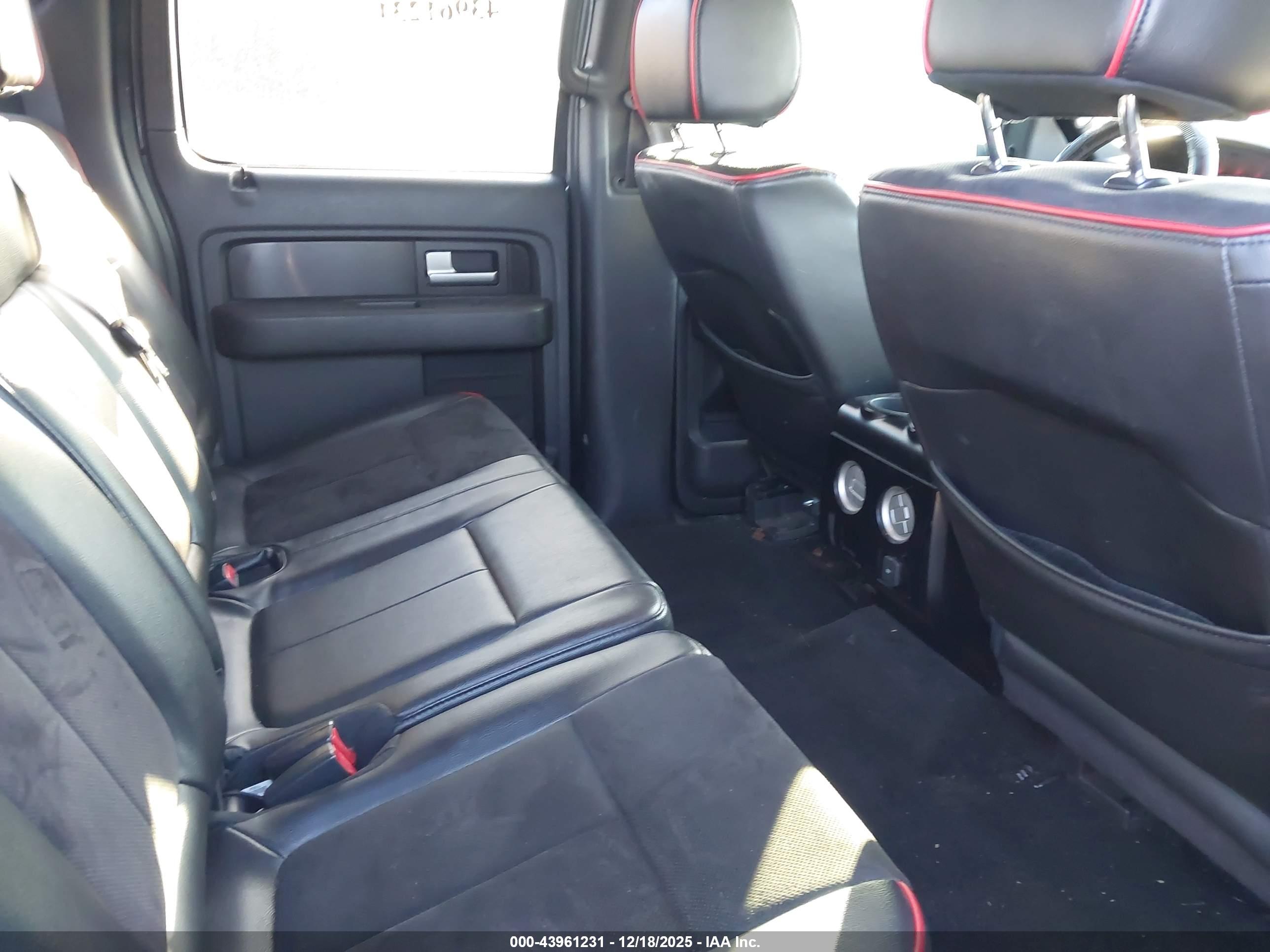 FORD F-150 image 8