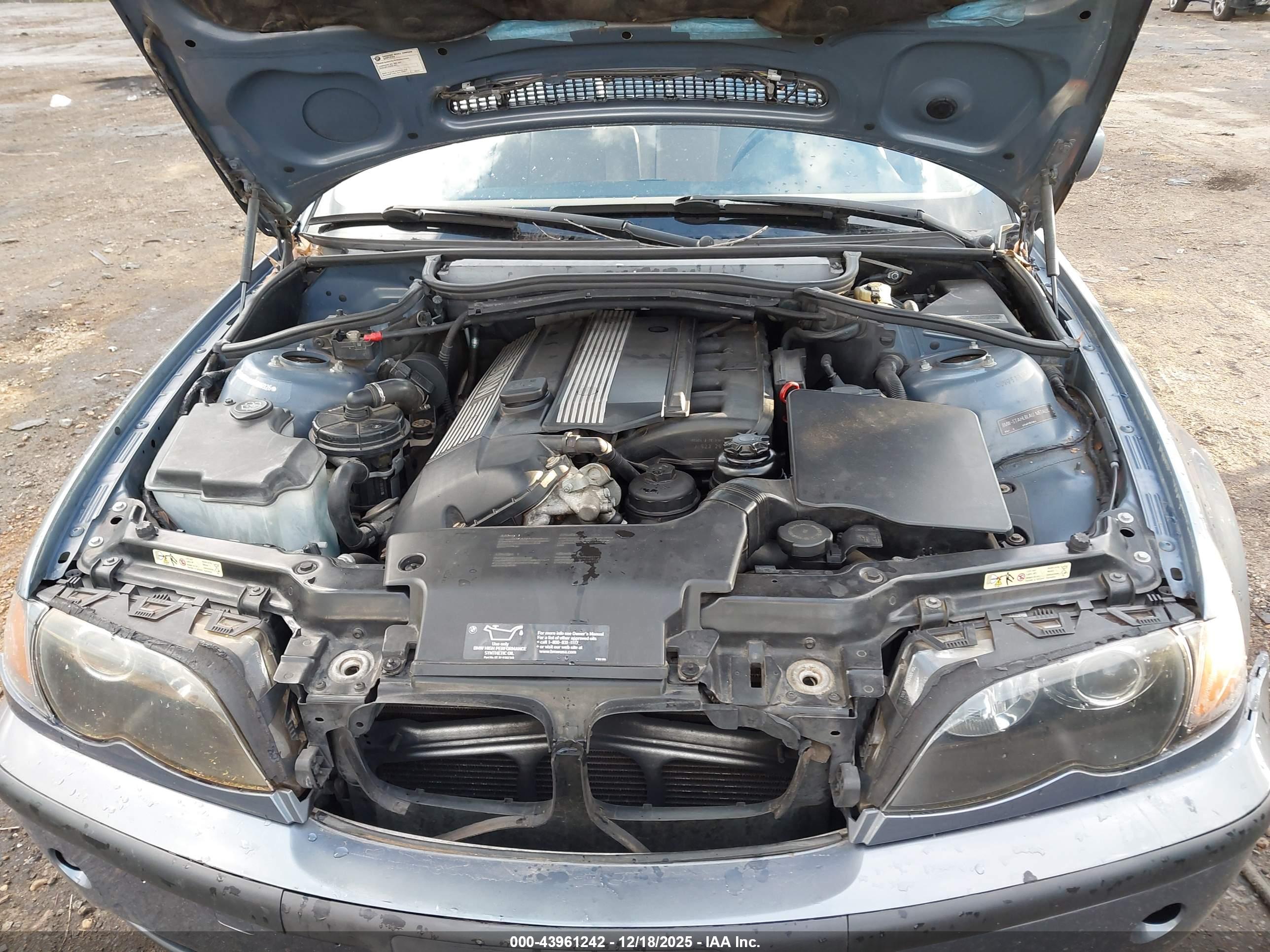 BMW 330I image 10