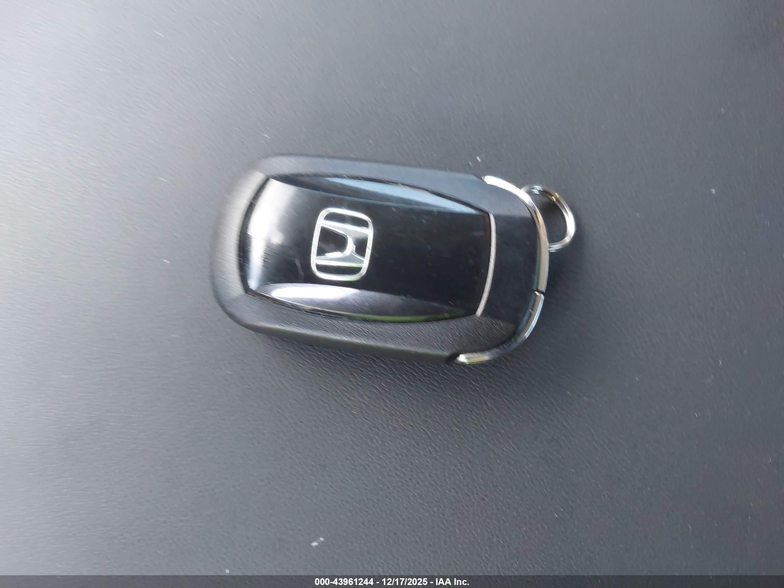 HONDA ACCORD image 11