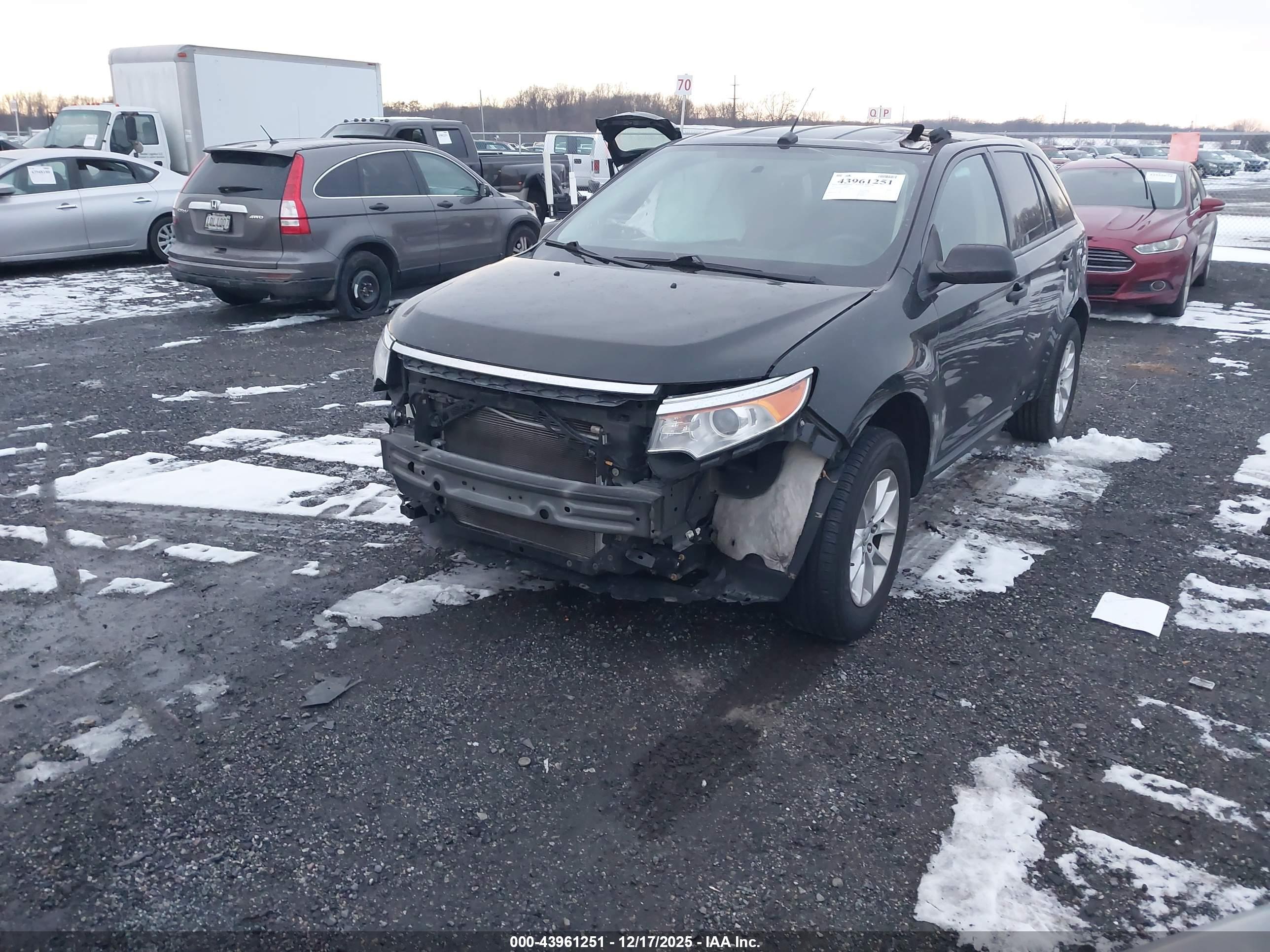 FORD EDGE image 2
