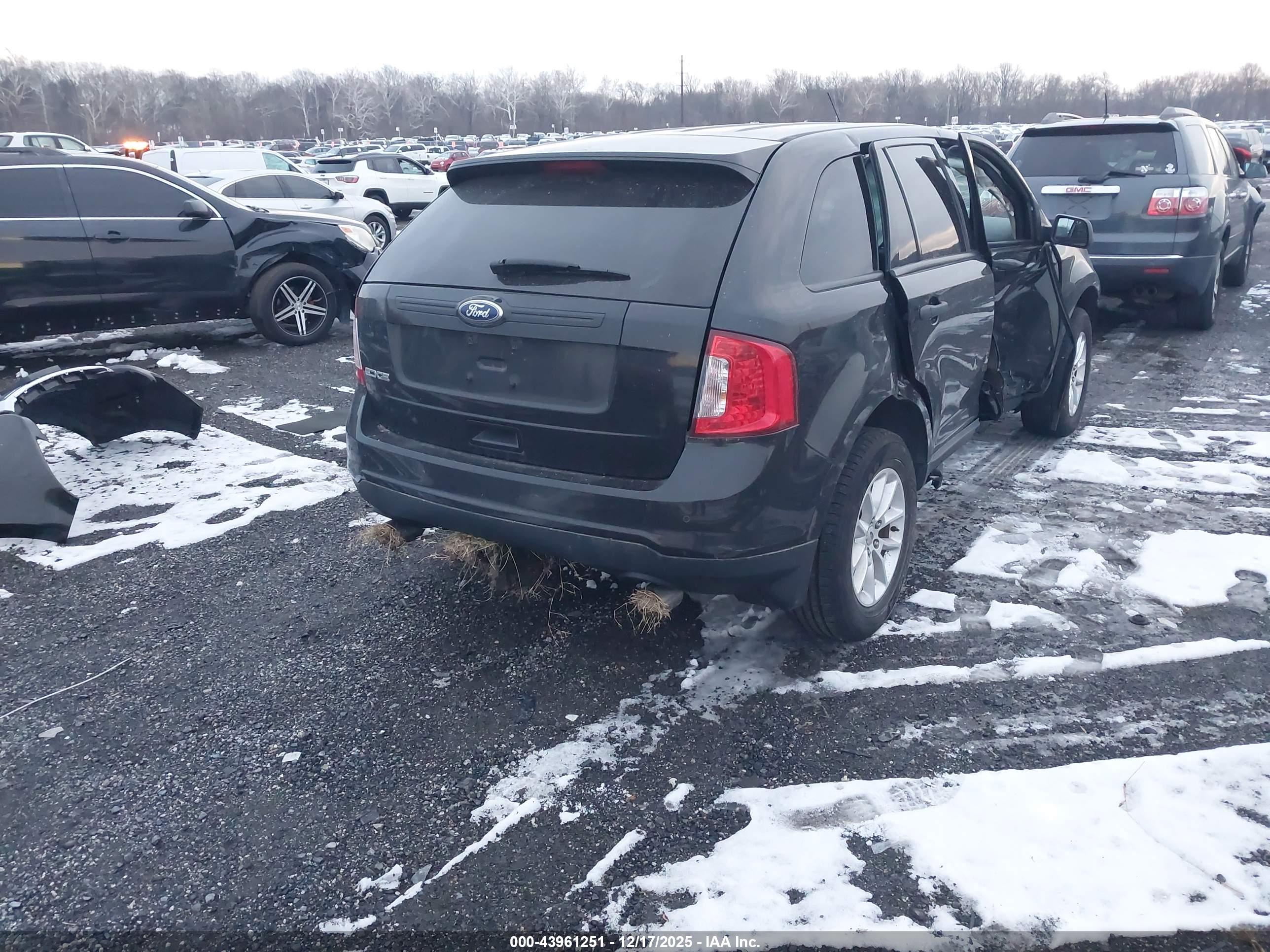 FORD EDGE image 4