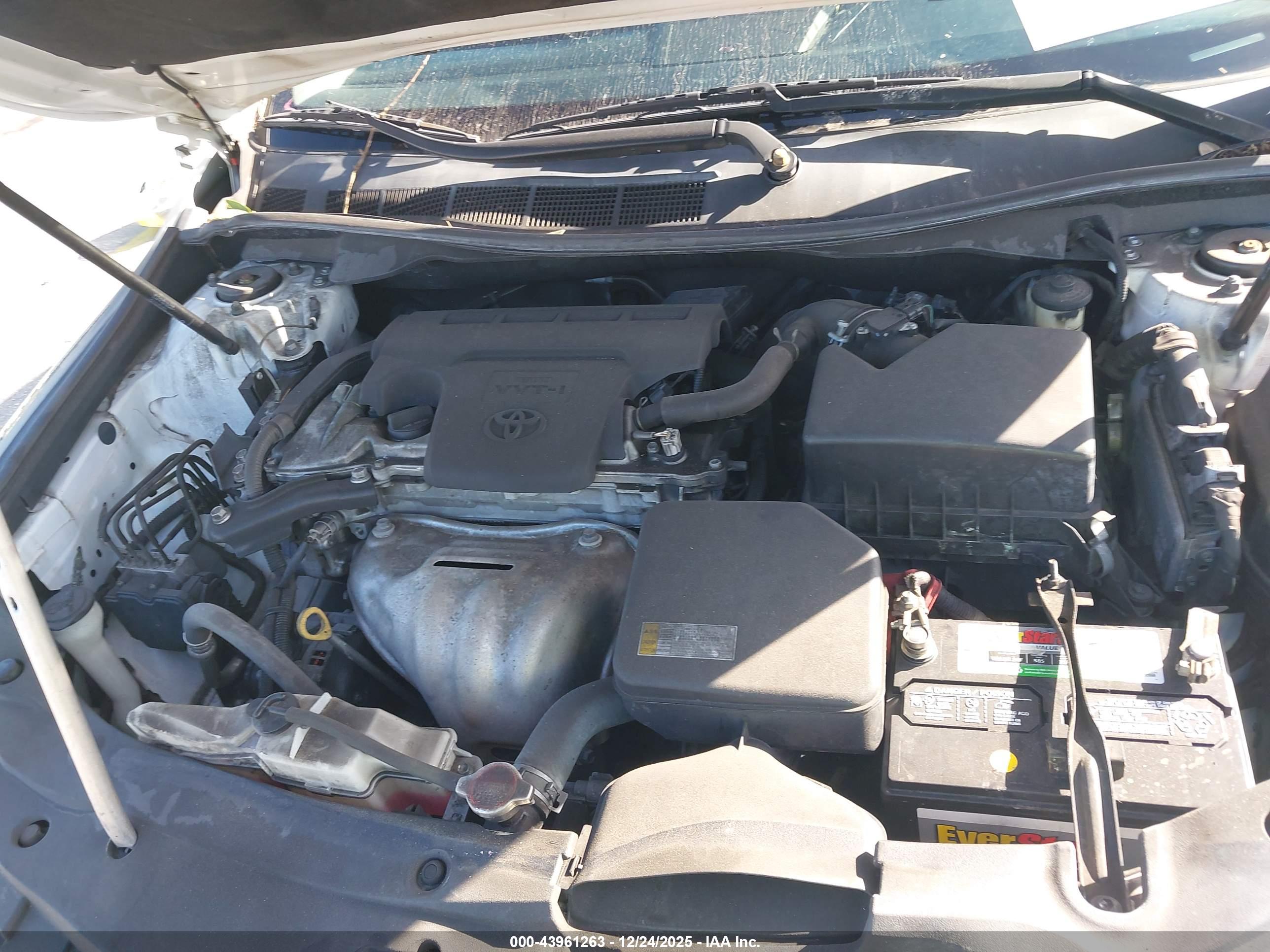 TOYOTA CAMRY image 10