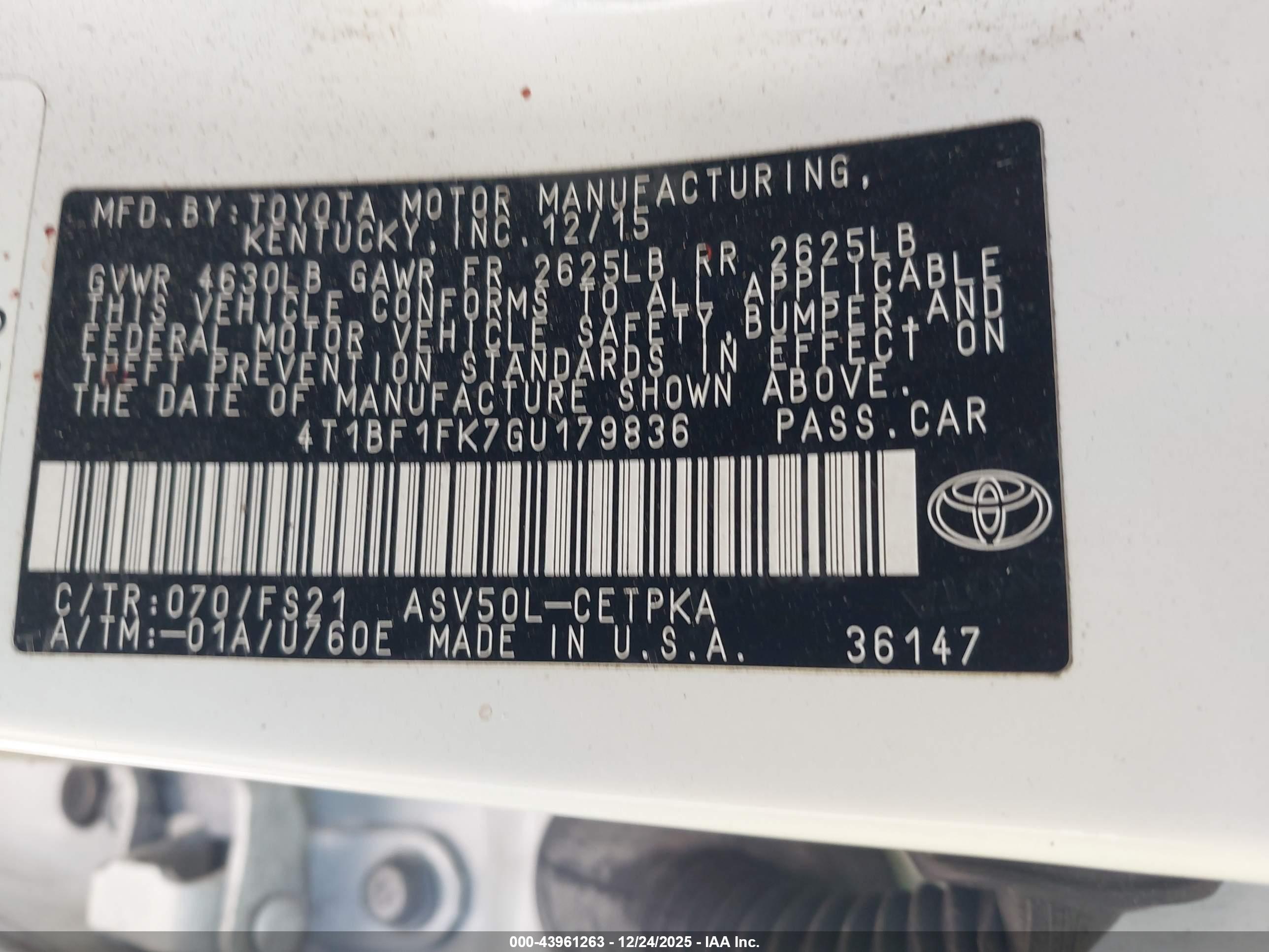 TOYOTA CAMRY image 9