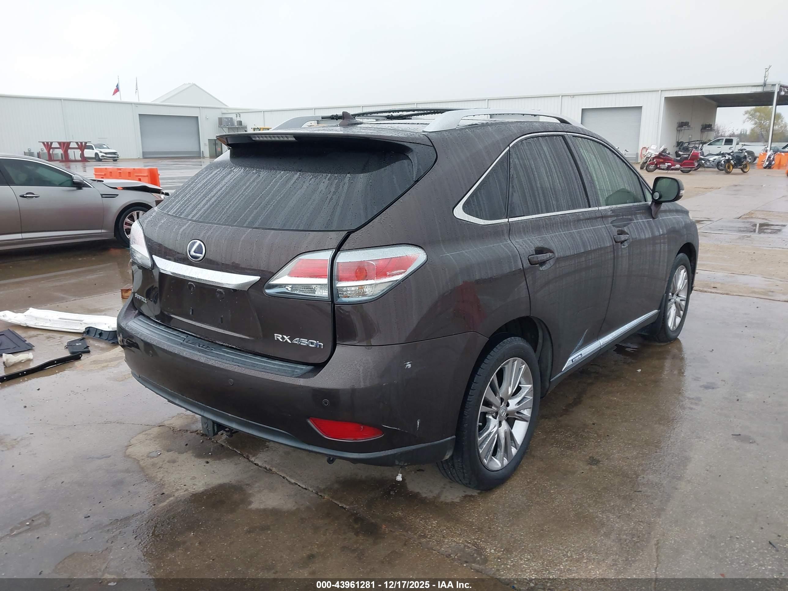 LEXUS RX image 4