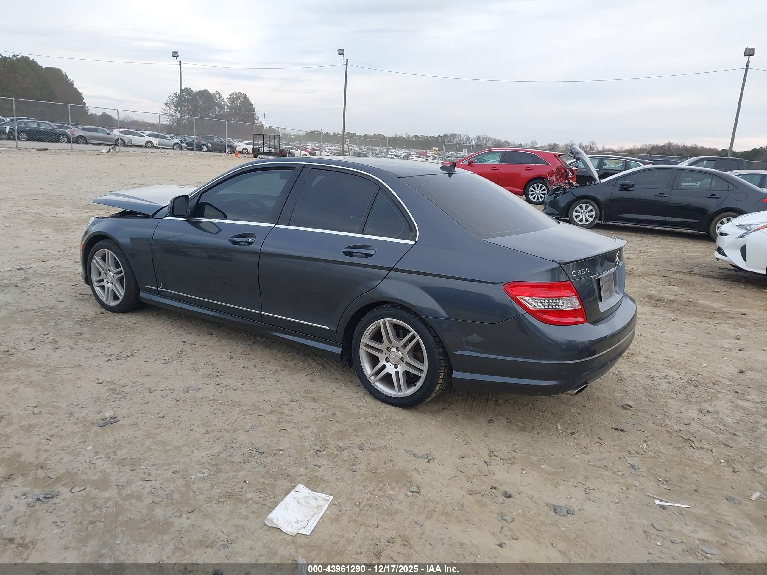 MERCEDES-BENZ C image 3