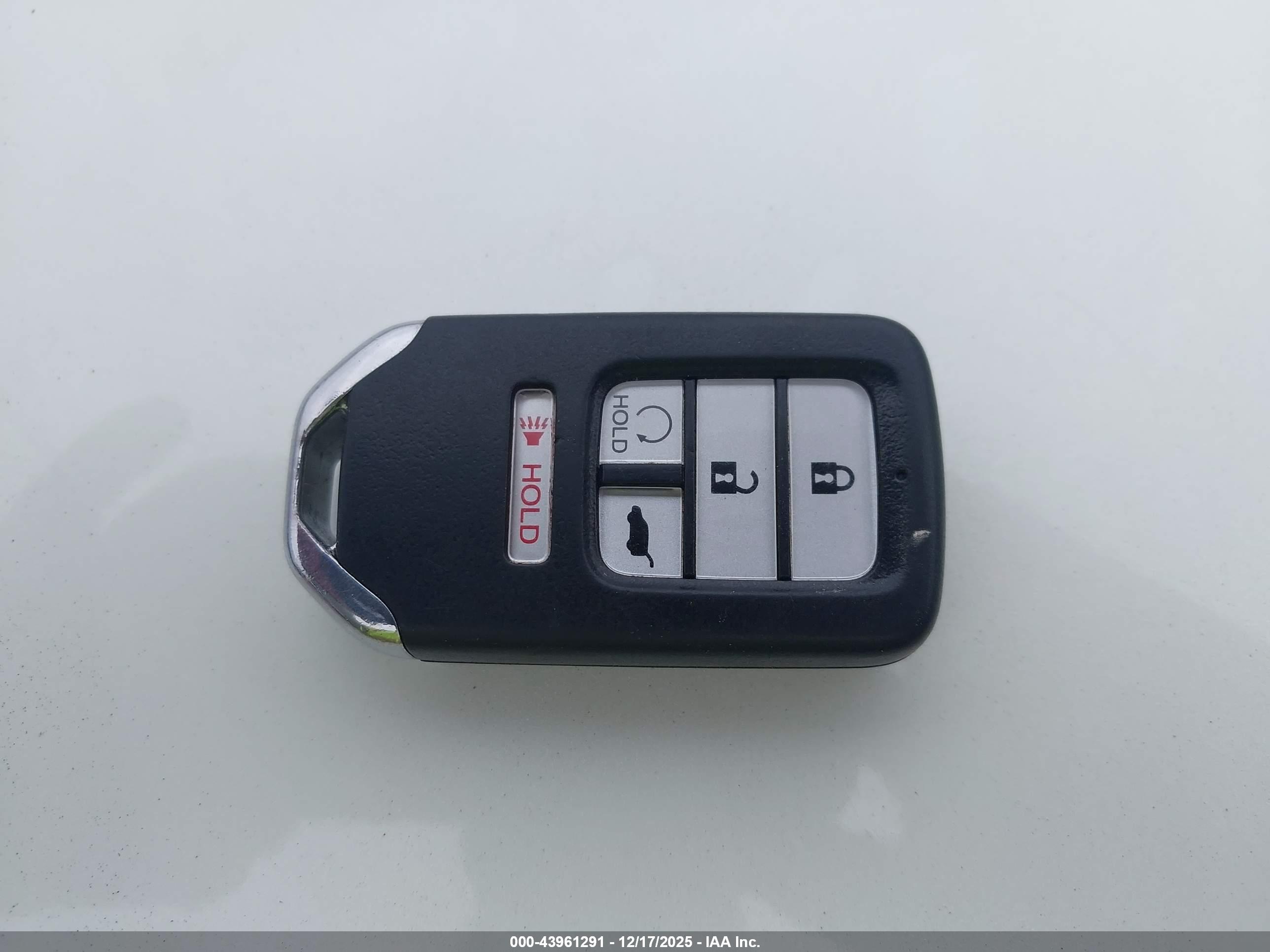 HONDA CR-V image 11