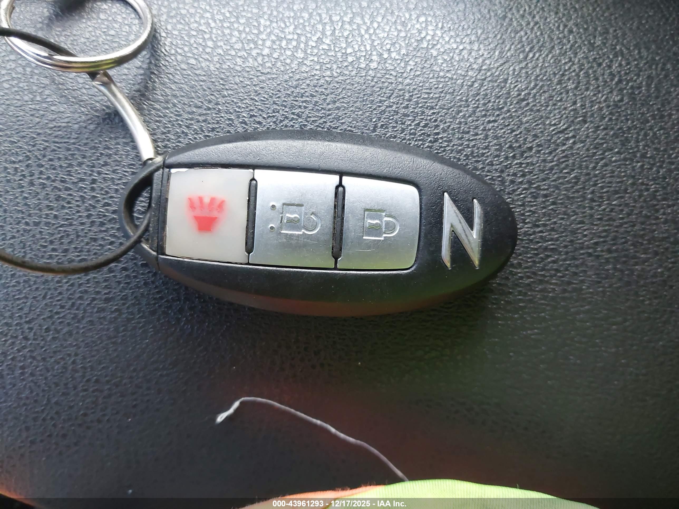 NISSAN 370Z image 11
