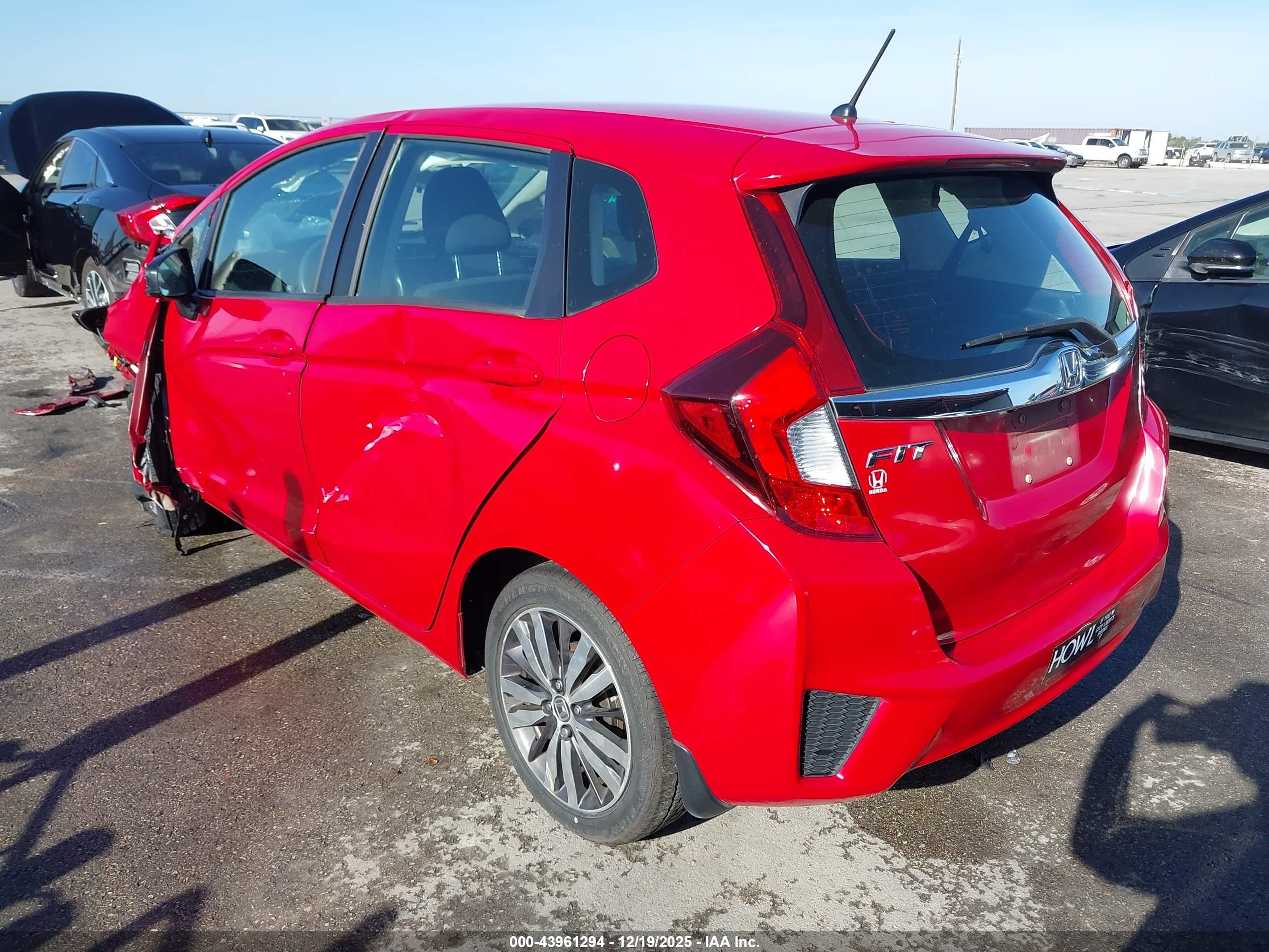 HONDA FIT image 3