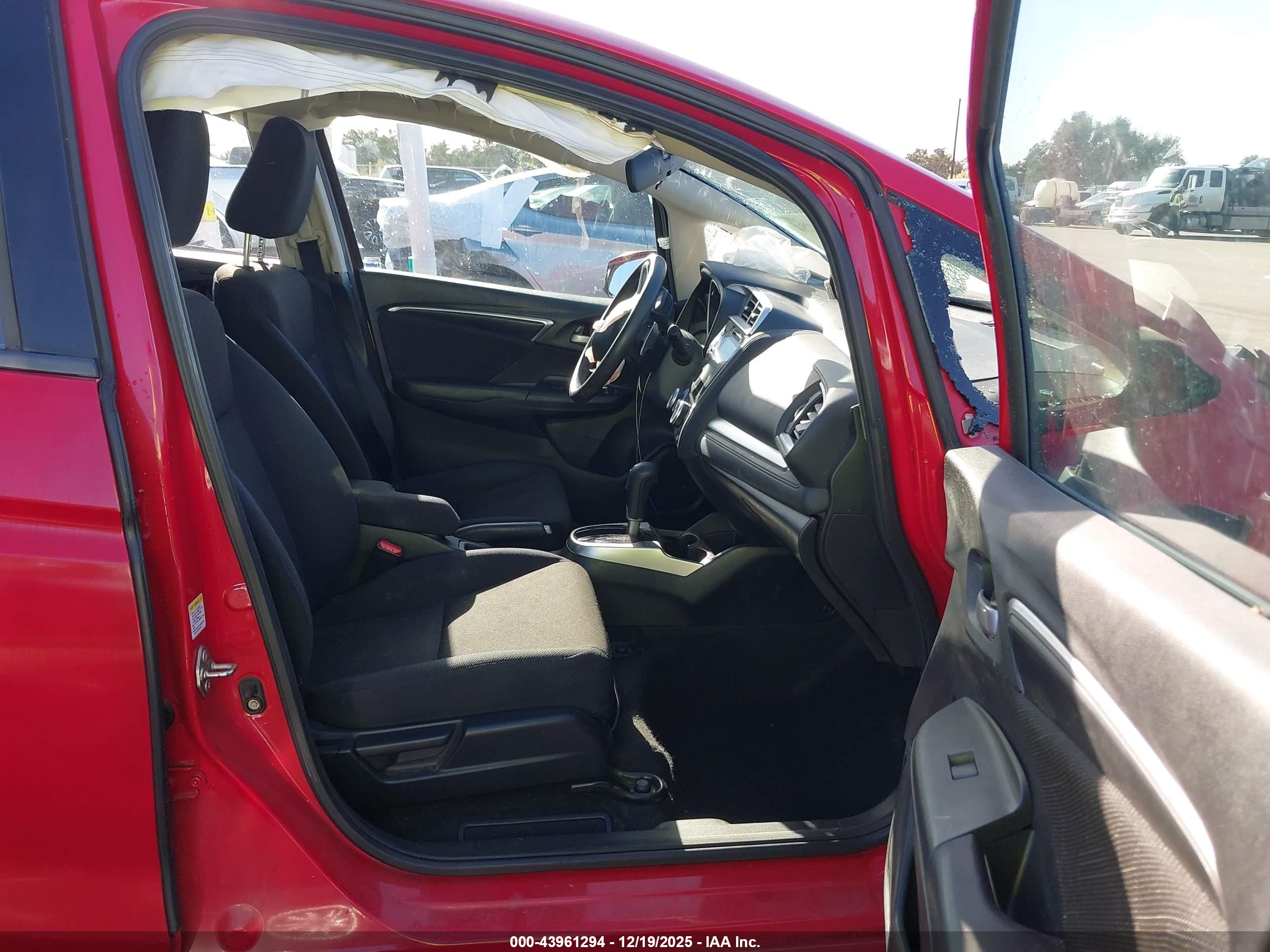 HONDA FIT image 5