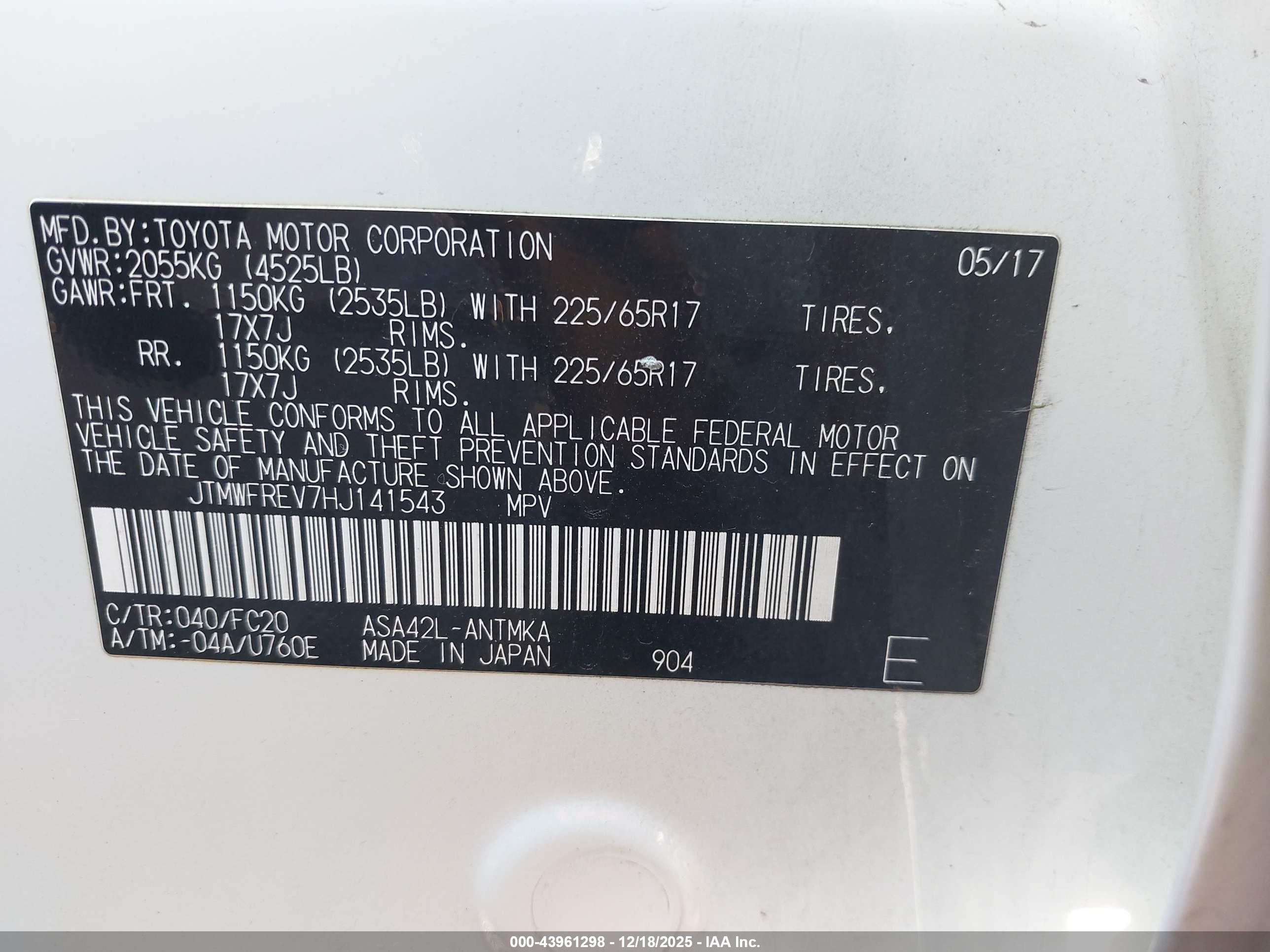 TOYOTA RAV4 image 9