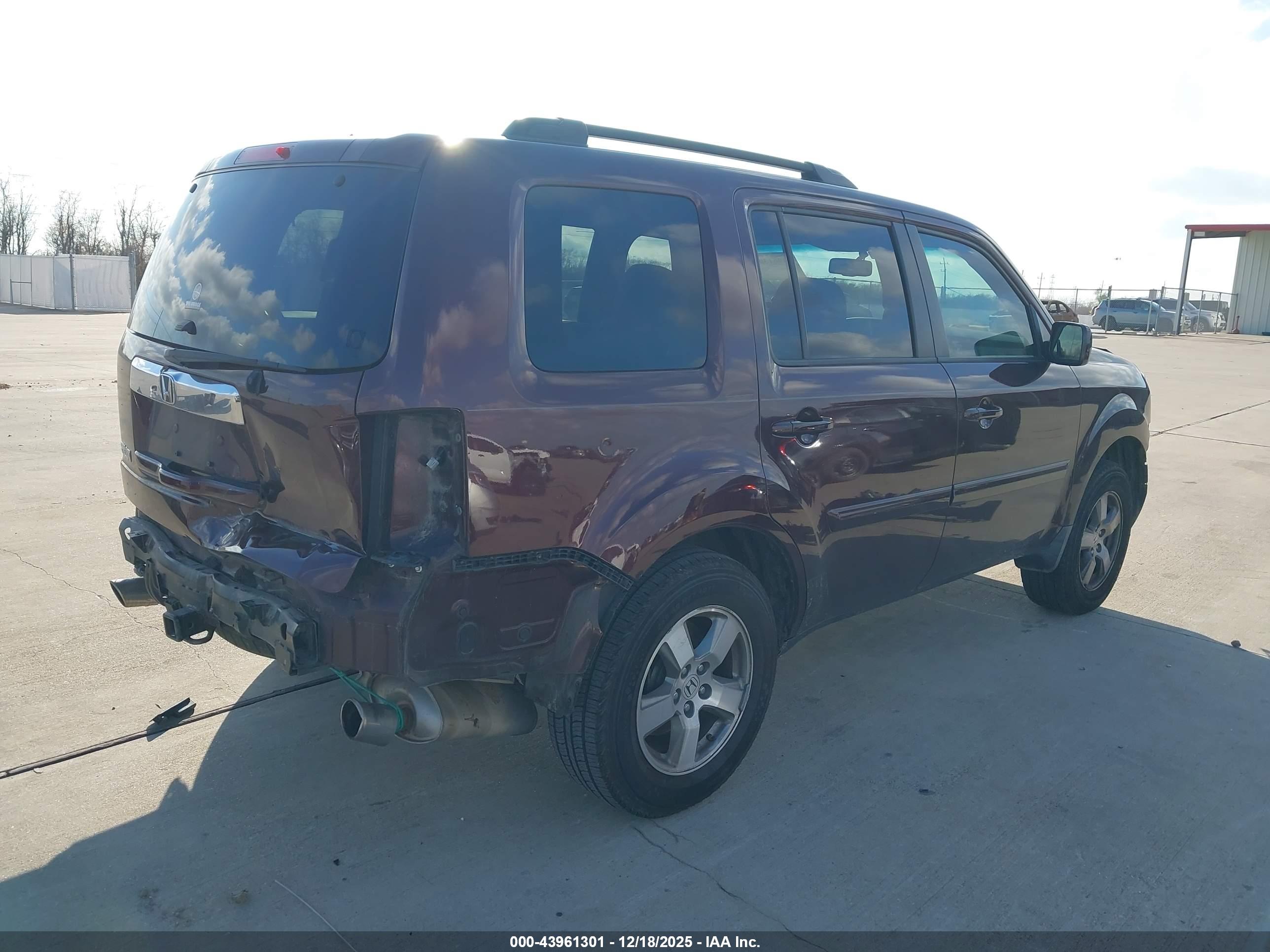 HONDA PILOT image 4