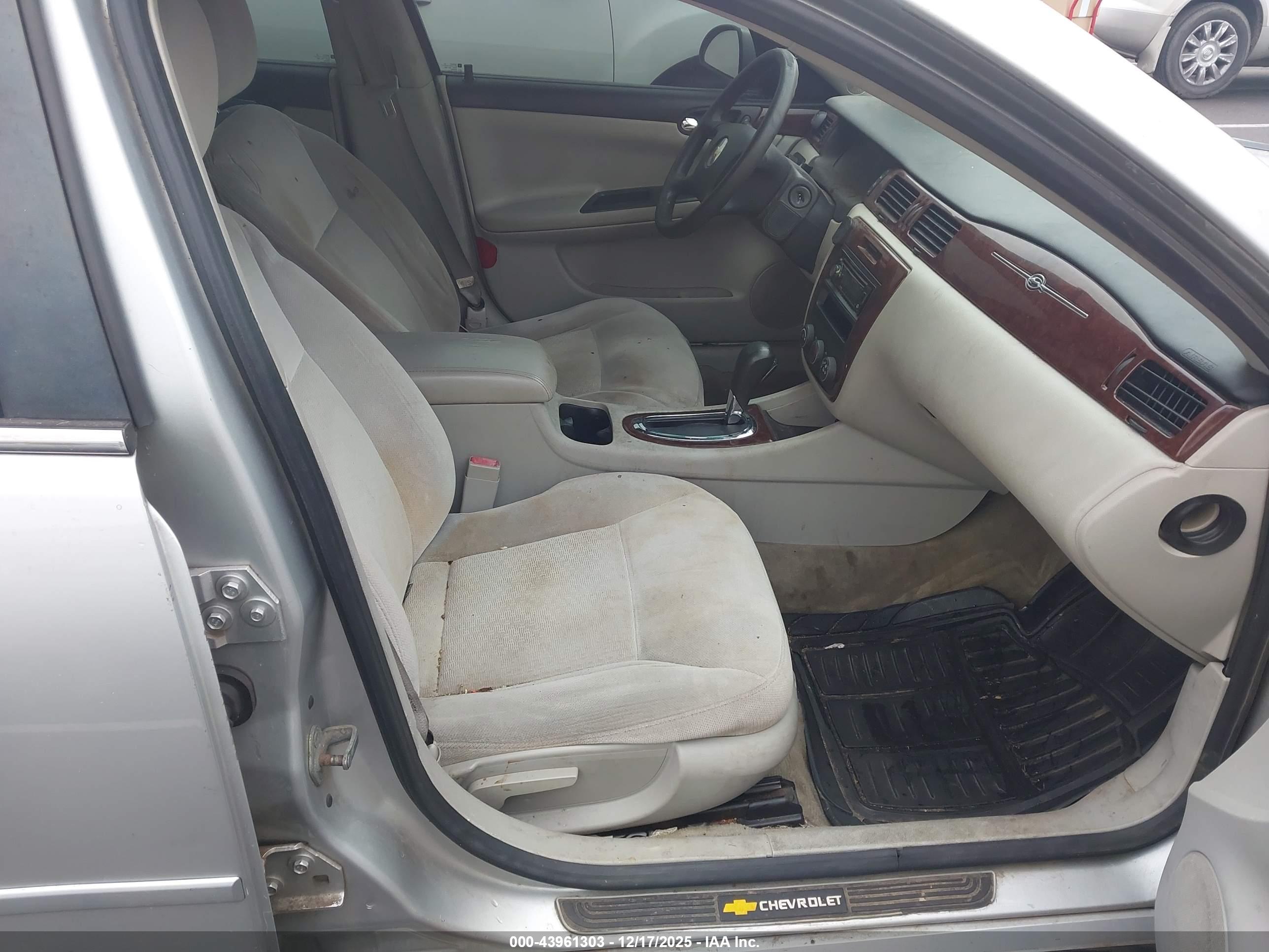 CHEVROLET IMPALA image 5