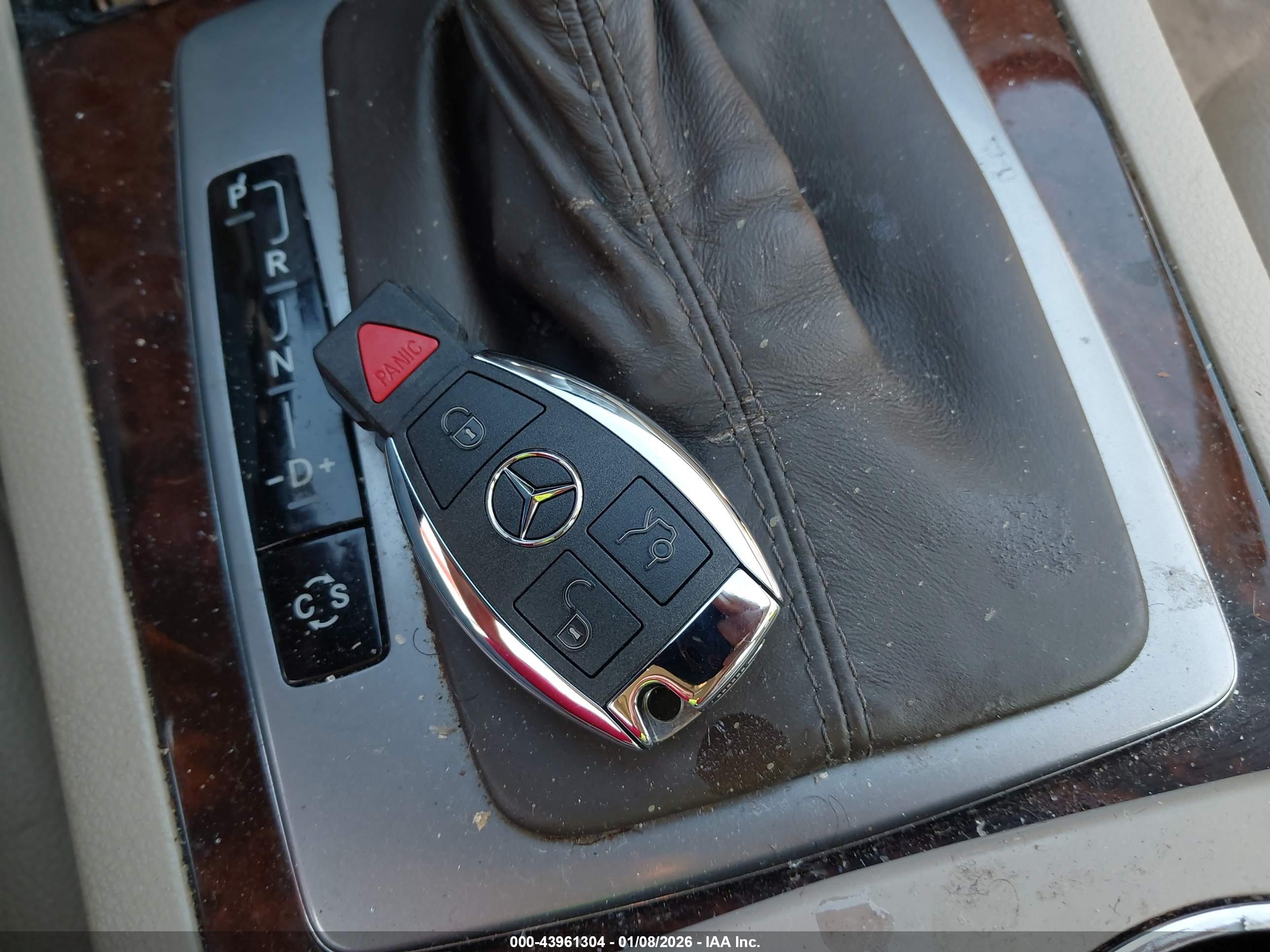 MERCEDES-BENZ C image 11
